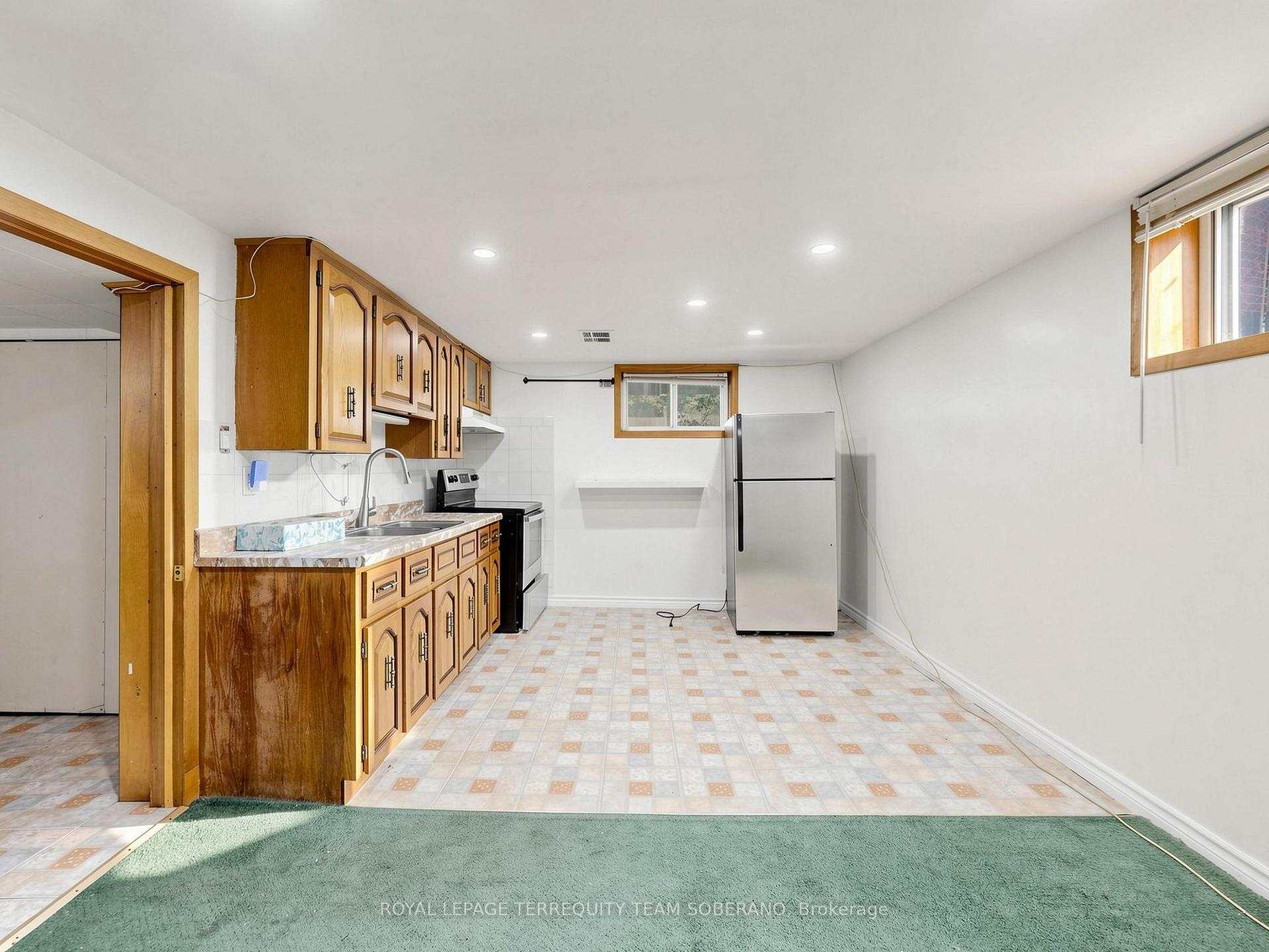 Photo 40 of 36 Lyon Heights Road, Scarborough, Bendale — HOMEH