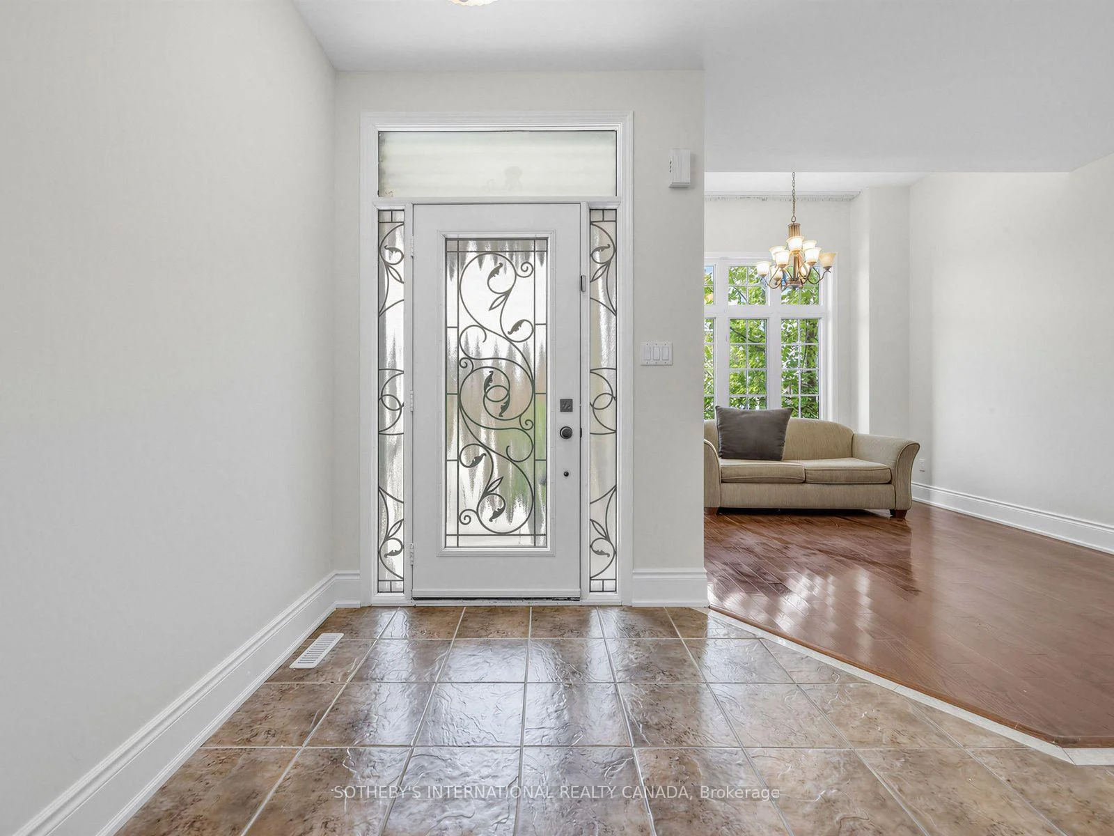 Photo 8 of 4690 Huffman Road, Burlington, Alton — HOMEH