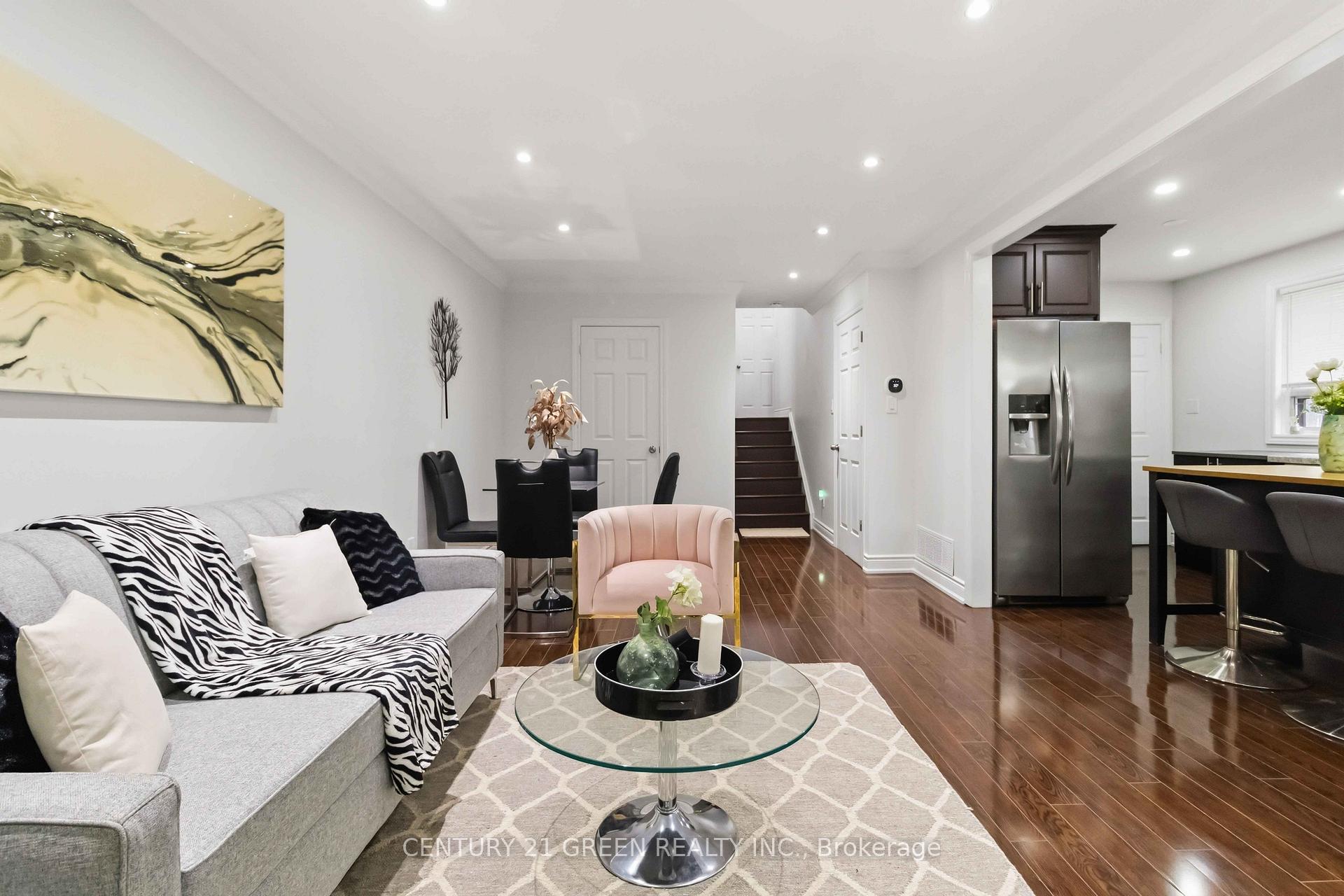 Photo 6 of 74 Davenport Crescent, Brampton, Southgate — HOMEH