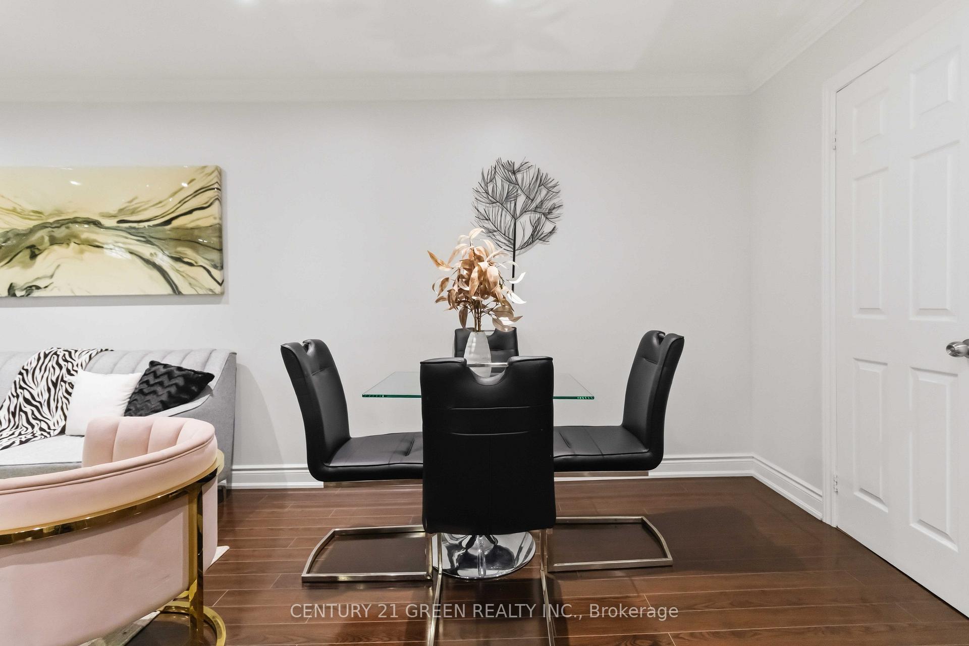 Photo 10 of 74 Davenport Crescent, Brampton, Southgate — HOMEH