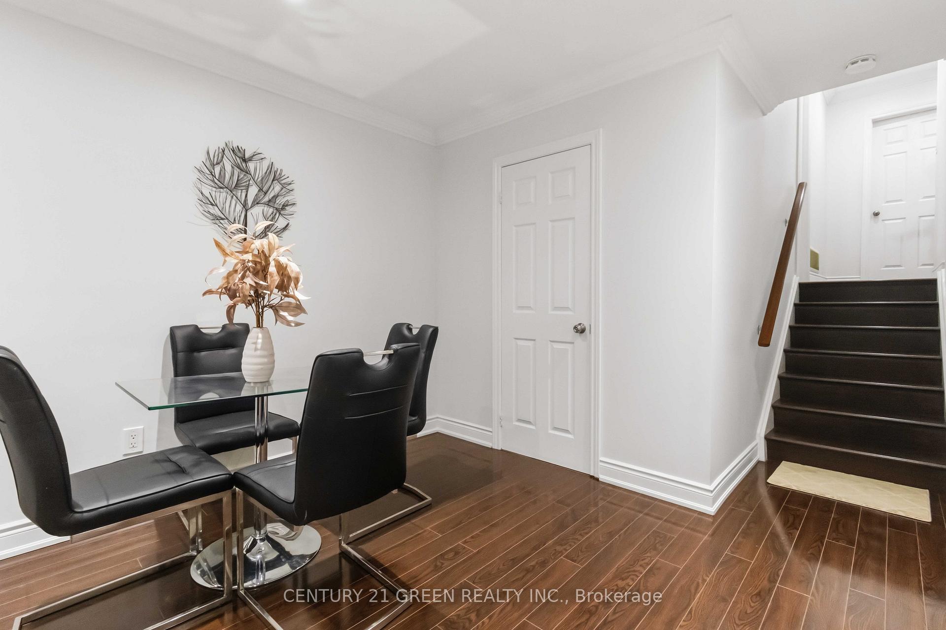 Photo 11 of 74 Davenport Crescent, Brampton, Southgate — HOMEH