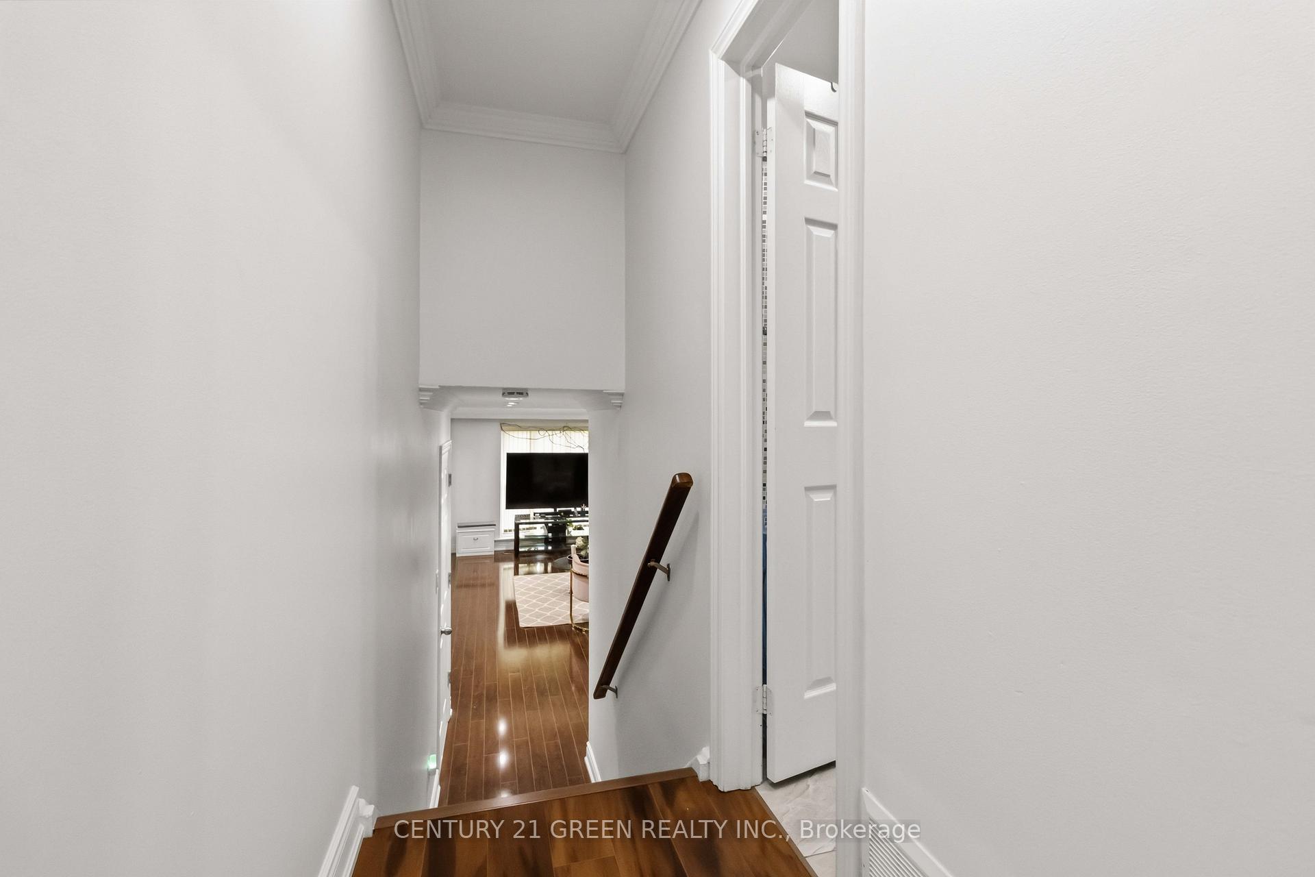 Photo 21 of 74 Davenport Crescent, Brampton, Southgate — HOMEH