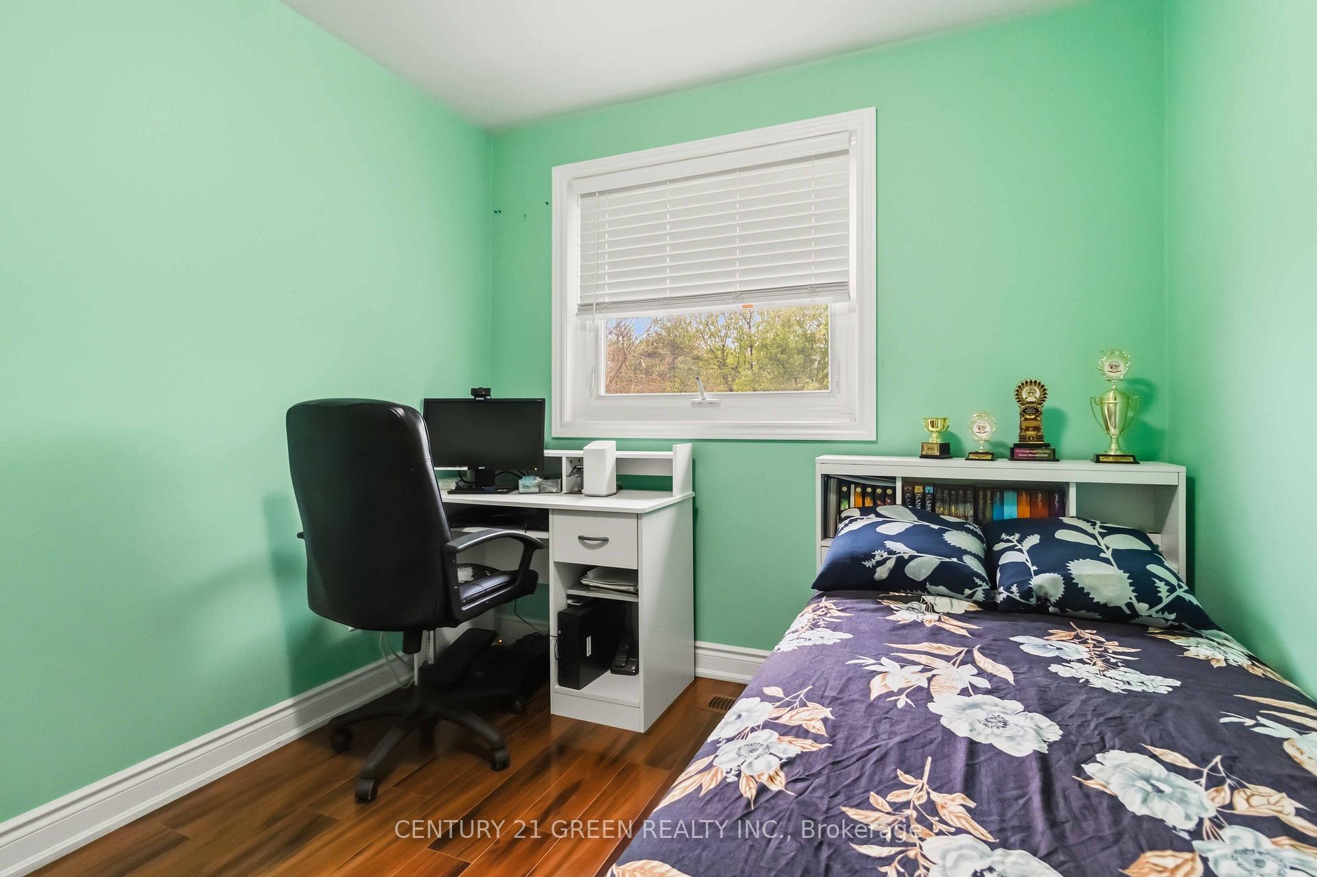 Photo 37 of 74 Davenport Crescent, Brampton, Southgate — HOMEH