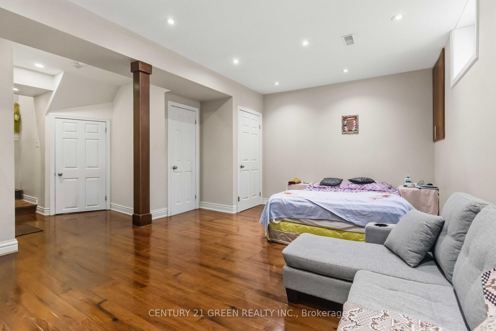 Photo 39 of 74 Davenport Crescent, Brampton, Southgate — HOMEH