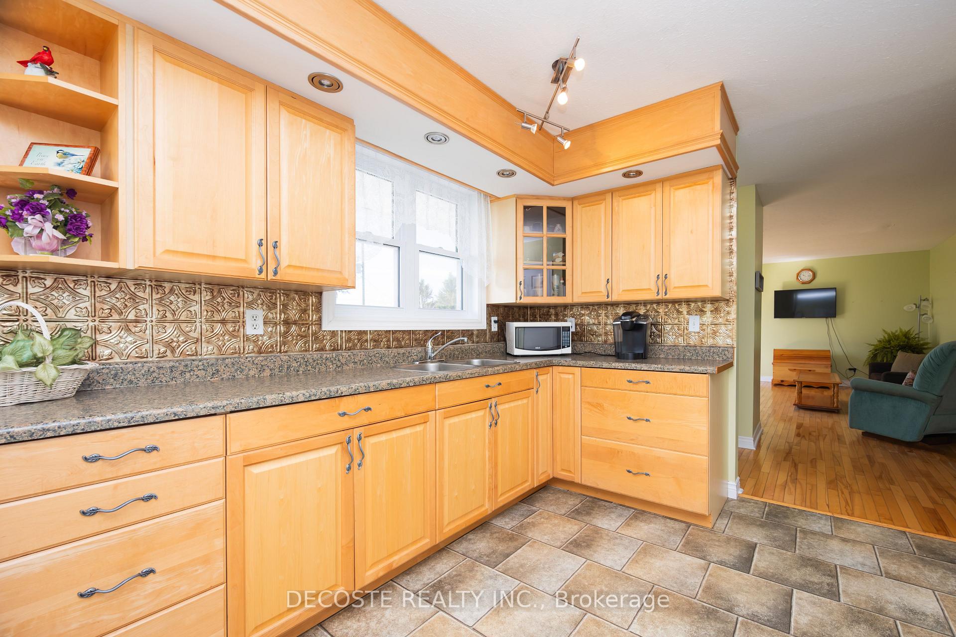 Photo 25 of 12995 River Road, North Dundas, North Dundas (Winchester) Twp — HOMEH