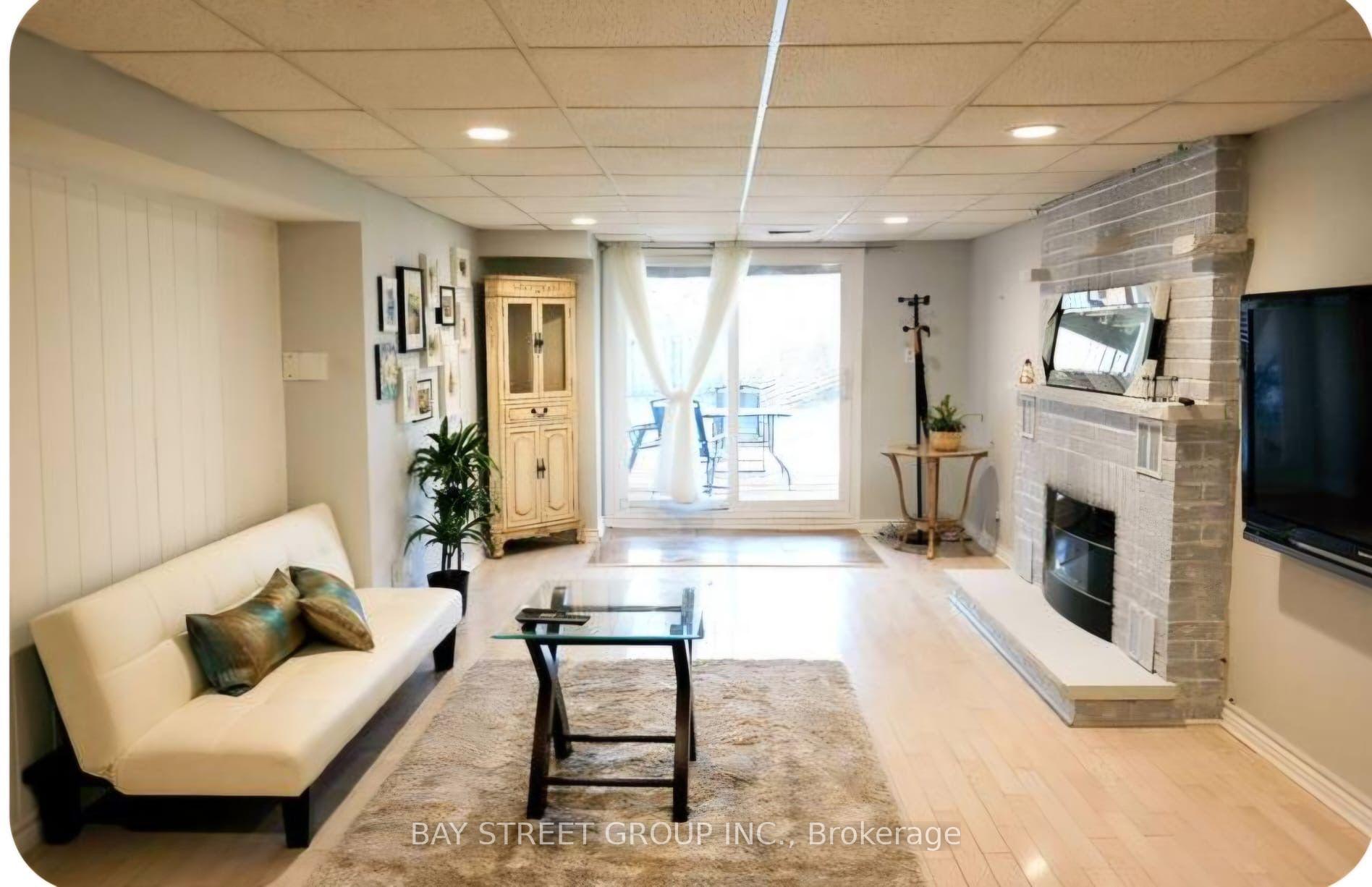 Photo 1 of Unit Lower, 2082 Burbank Drive, Mississauga, Erin Mills — HOMEH