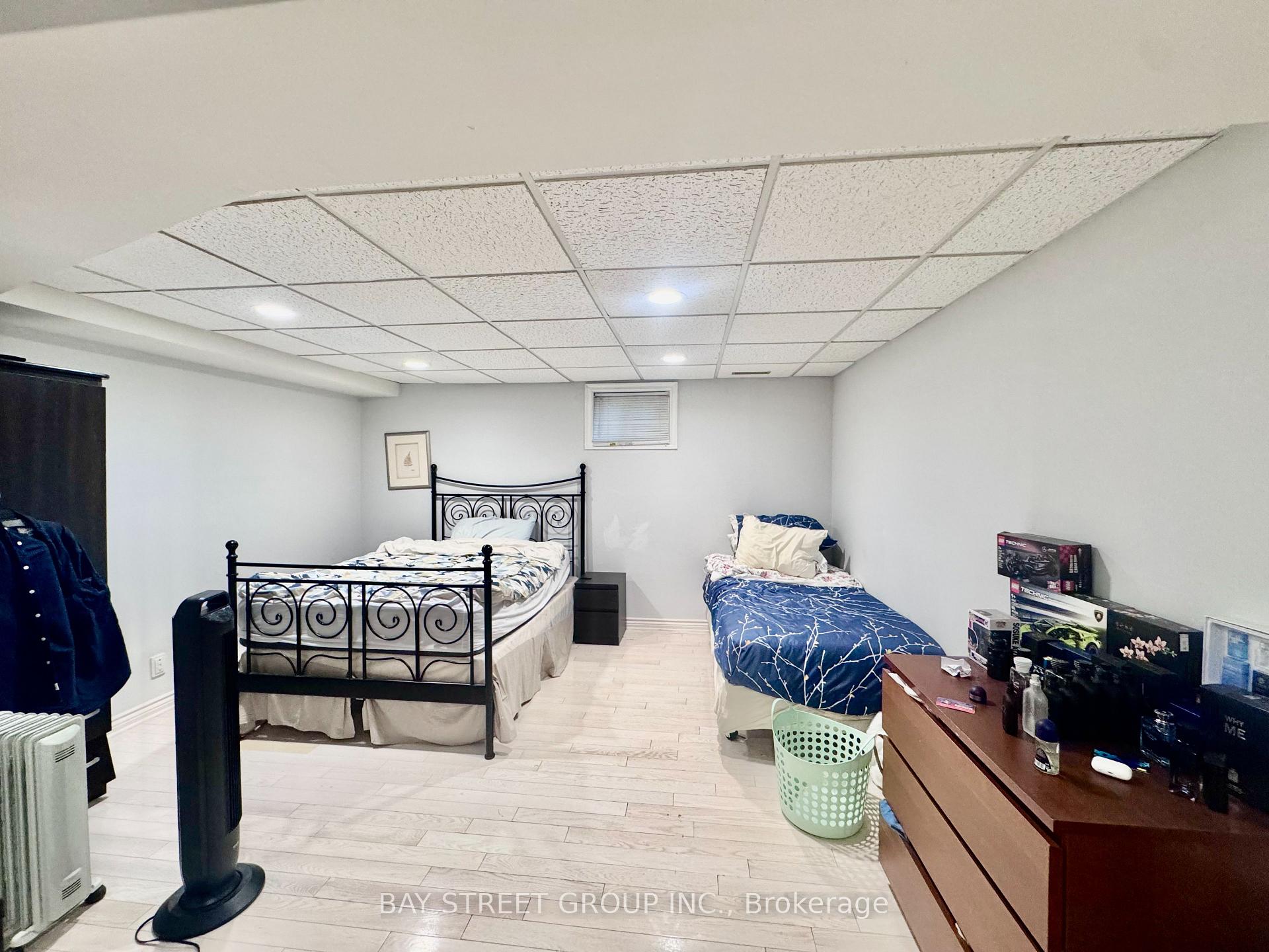 Photo 8 of Unit Lower, 2082 Burbank Drive, Mississauga, Erin Mills — HOMEH