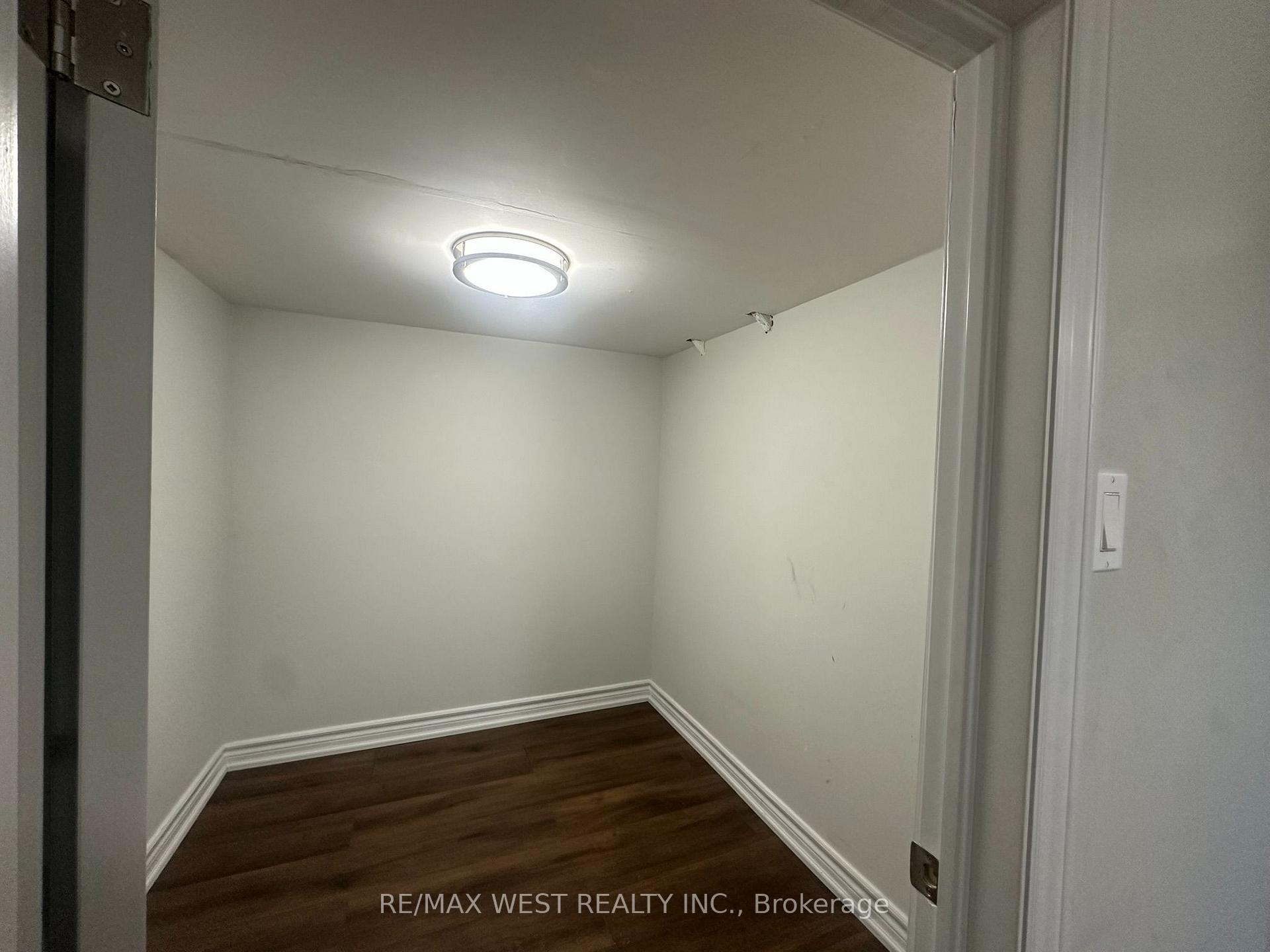 Photo 3 of Unit BSMT, 12 Rockbank Road, Brampton, Sandringham-Wellington North — HOMEH