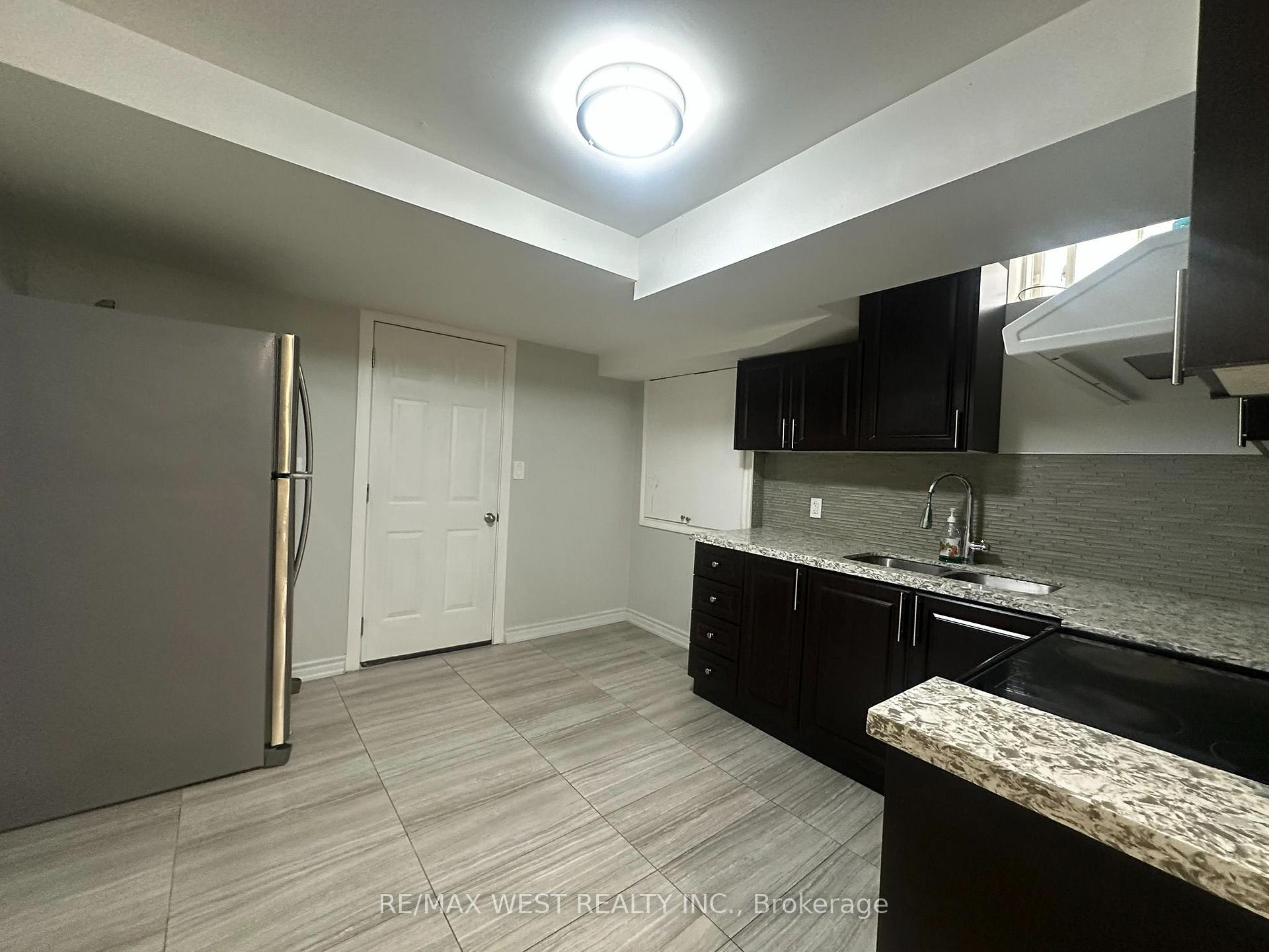 Photo 4 of Unit BSMT, 12 Rockbank Road, Brampton, Sandringham-Wellington North — HOMEH