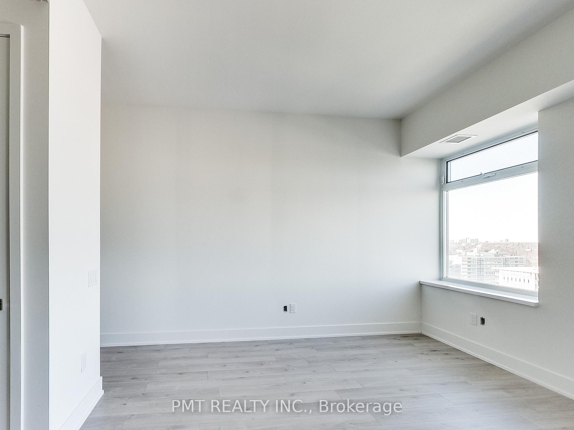 Photo 7 of Unit 1525, 111 St. Clair Avenue W, Toronto, Yonge-St. Clair — HOMEH
