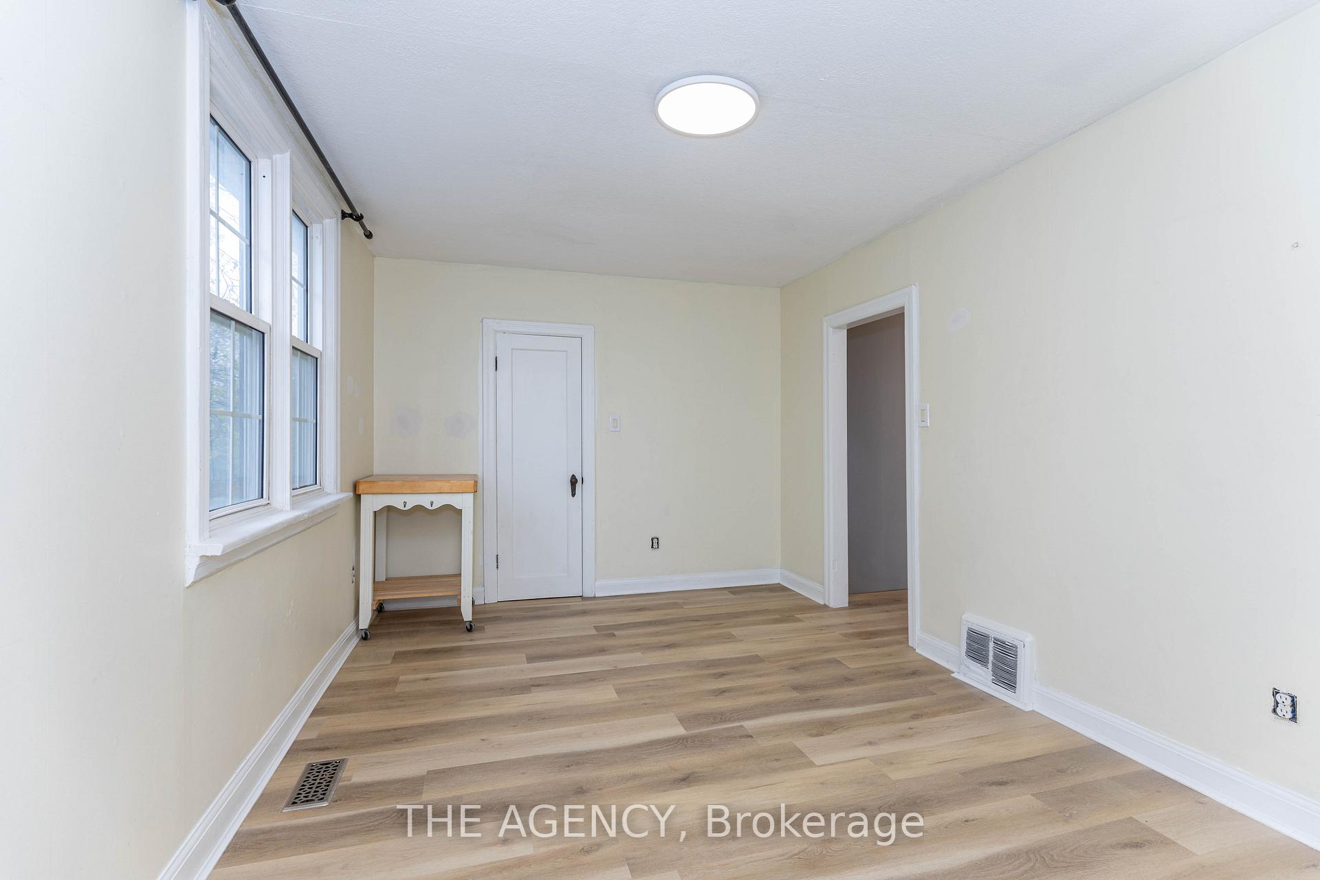 Photo 26 of 63 Hogarth Street, Oshawa, Central — HOMEH