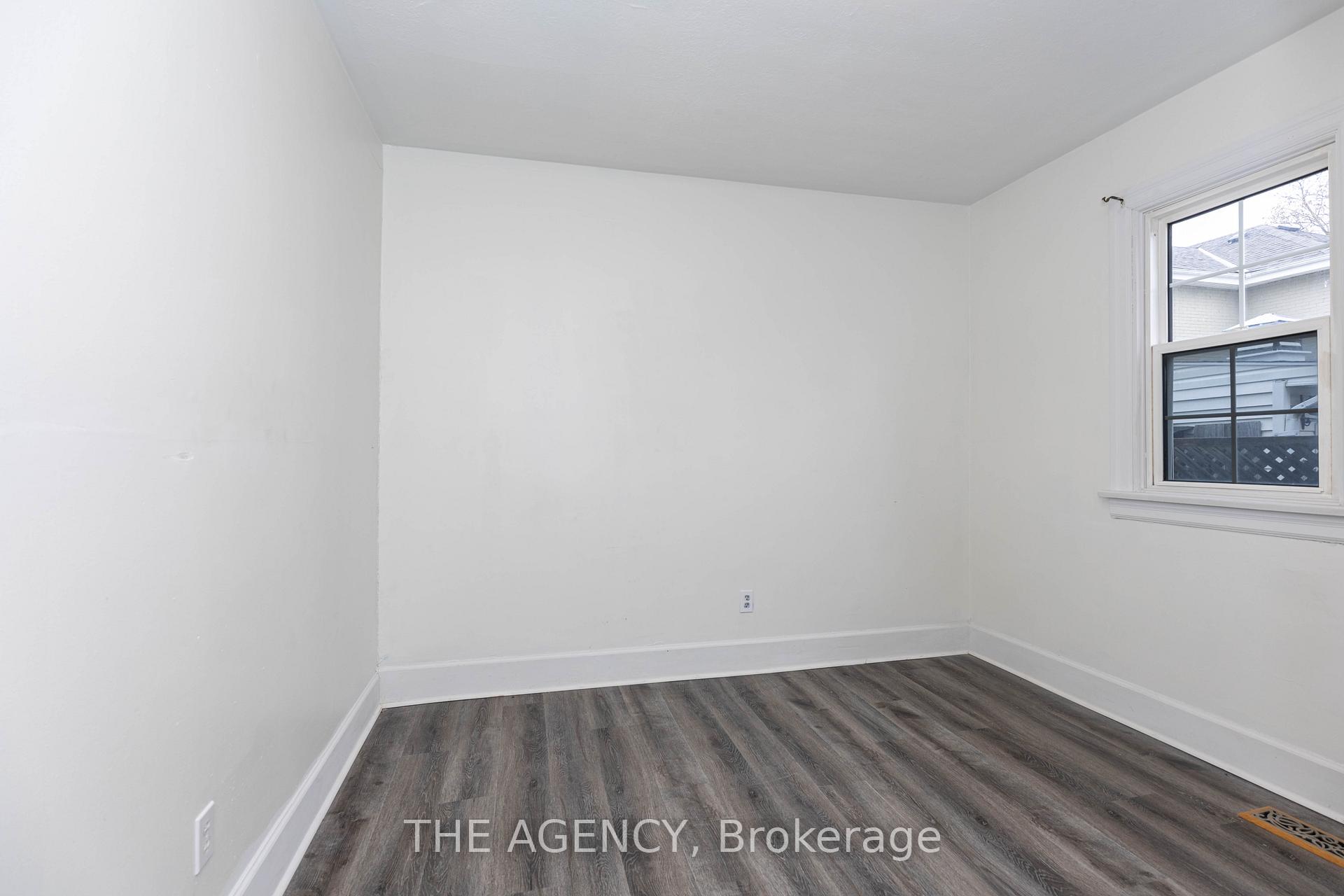 Photo 37 of 63 Hogarth Street, Oshawa, Central — HOMEH