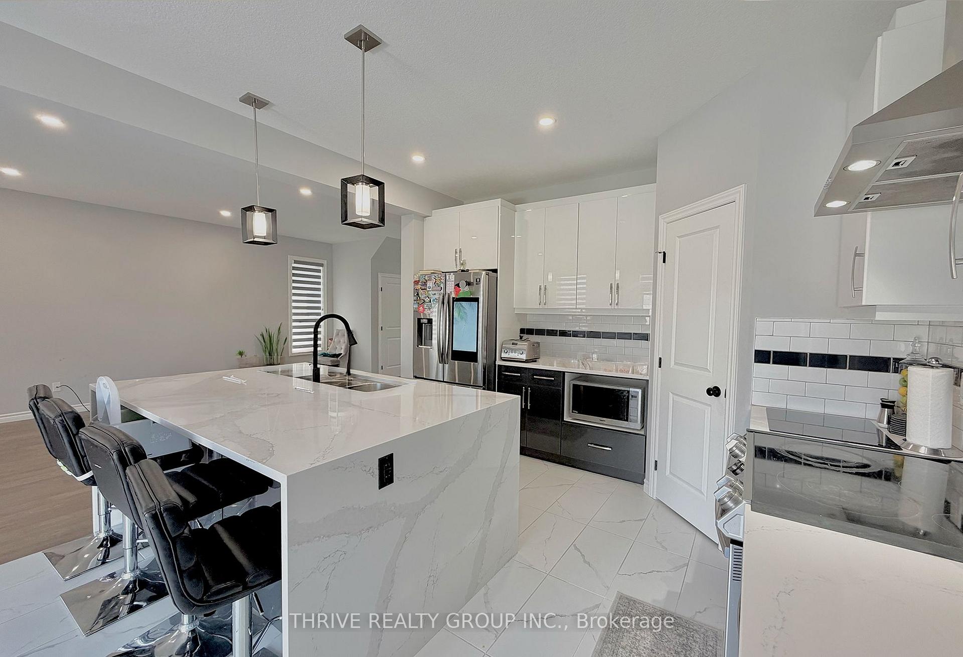 Photo 8 of 1340 John Kenney Drive, London, North S — HOMEH
