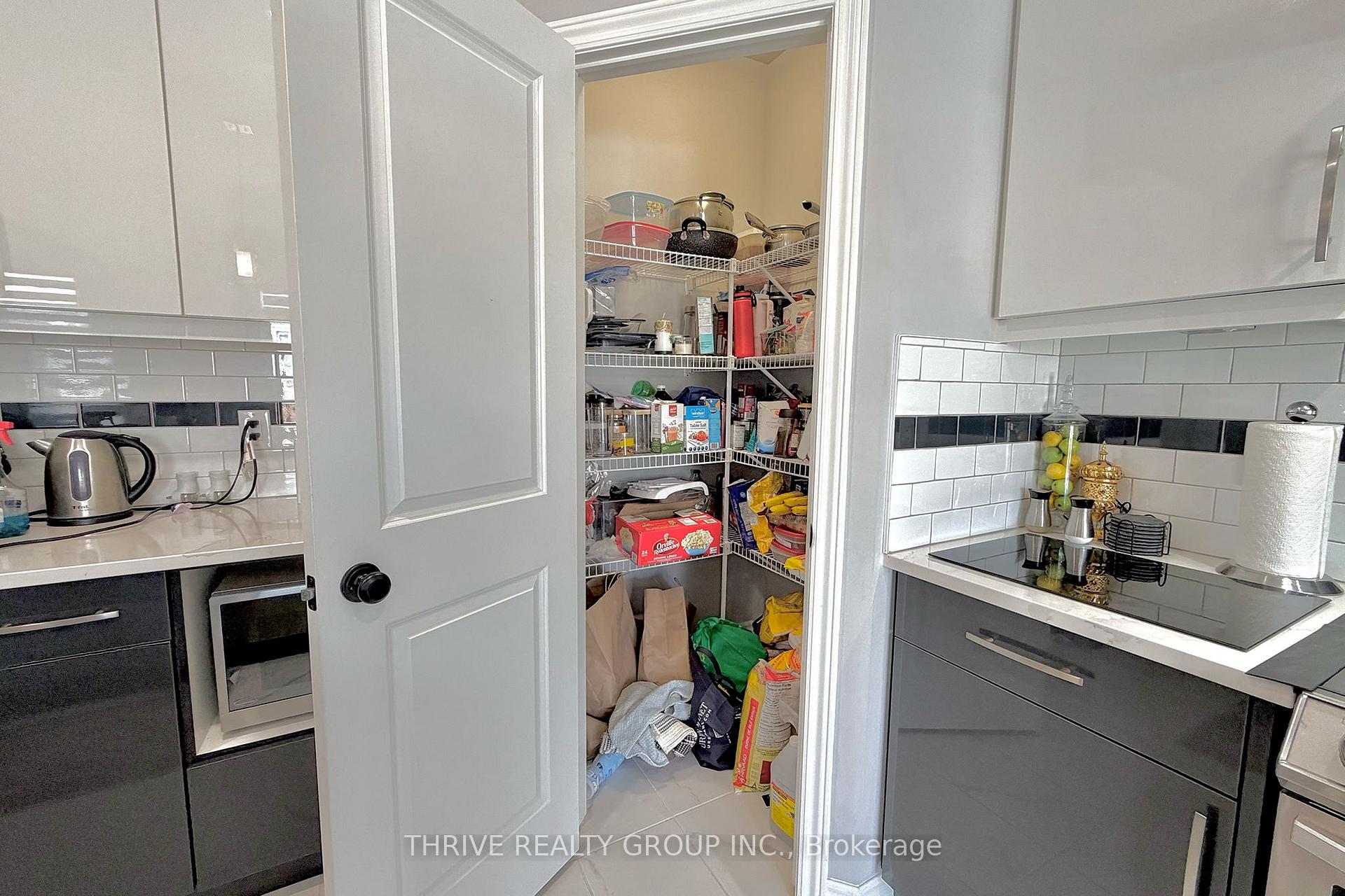 Photo 12 of 1340 John Kenney Drive, London, North S — HOMEH