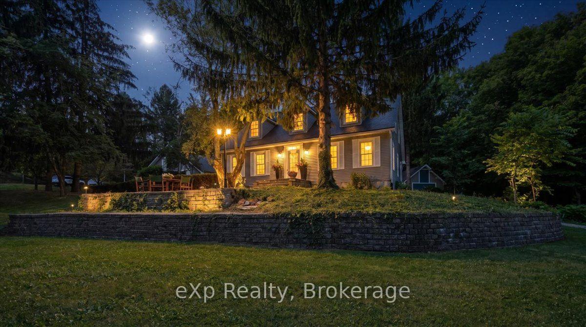 Photo 4 of 2039 Blacklock Street, Milton, Brookville/Haltonville — HOMEH