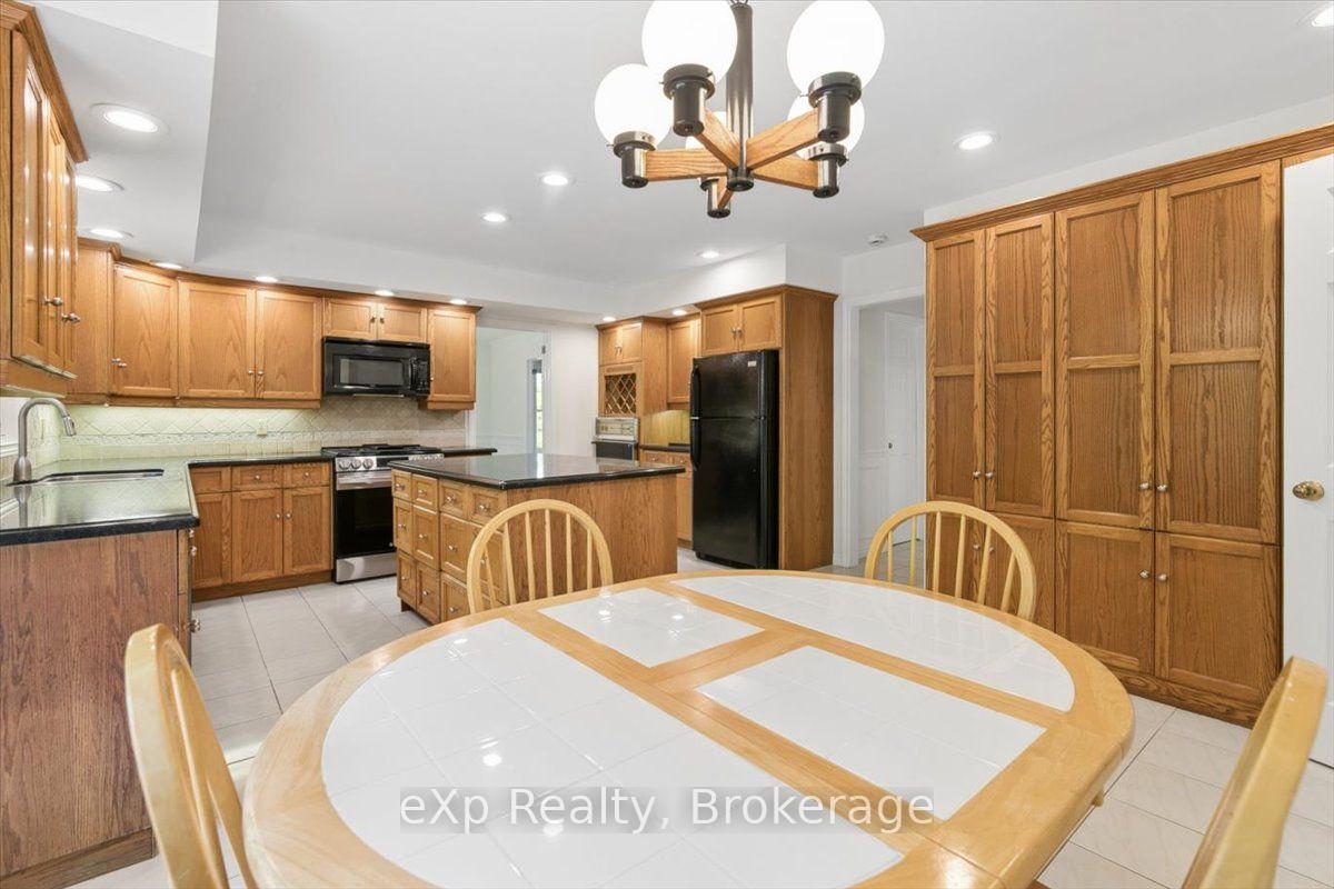 Photo 16 of 2039 Blacklock Street, Milton, Brookville/Haltonville — HOMEH