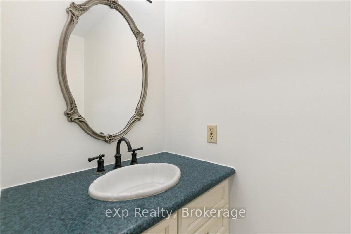 Photo 26 of 2039 Blacklock Street, Milton, Brookville/Haltonville — HOMEH