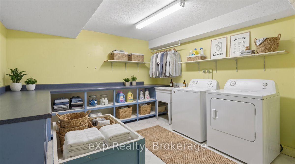 Photo 40 of 2039 Blacklock Street, Milton, Brookville/Haltonville — HOMEH