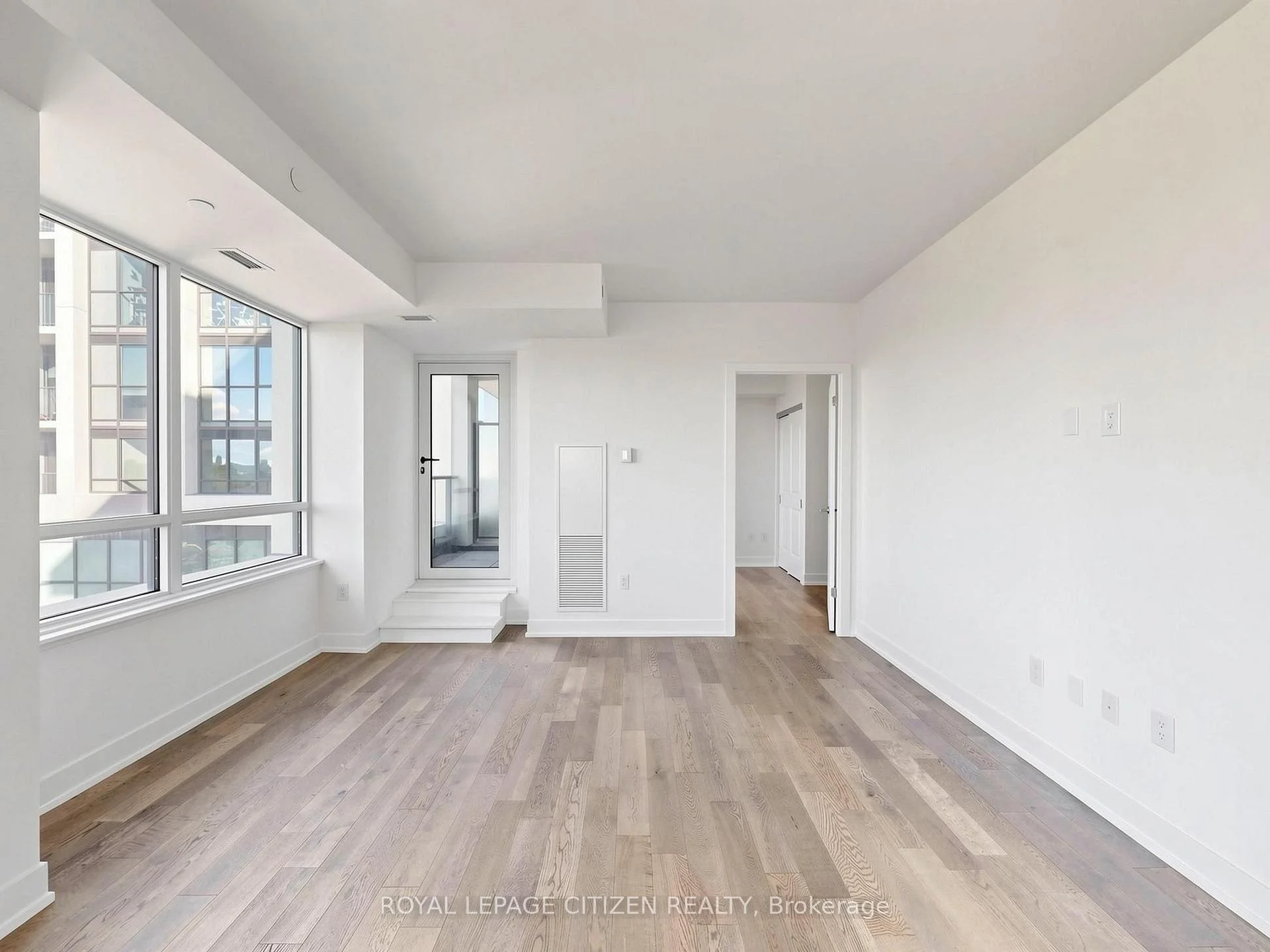 Photo 20 of Unit 907, 1063 Douglas McCurdy Comm, Mississauga, Lakeview — HOMEH