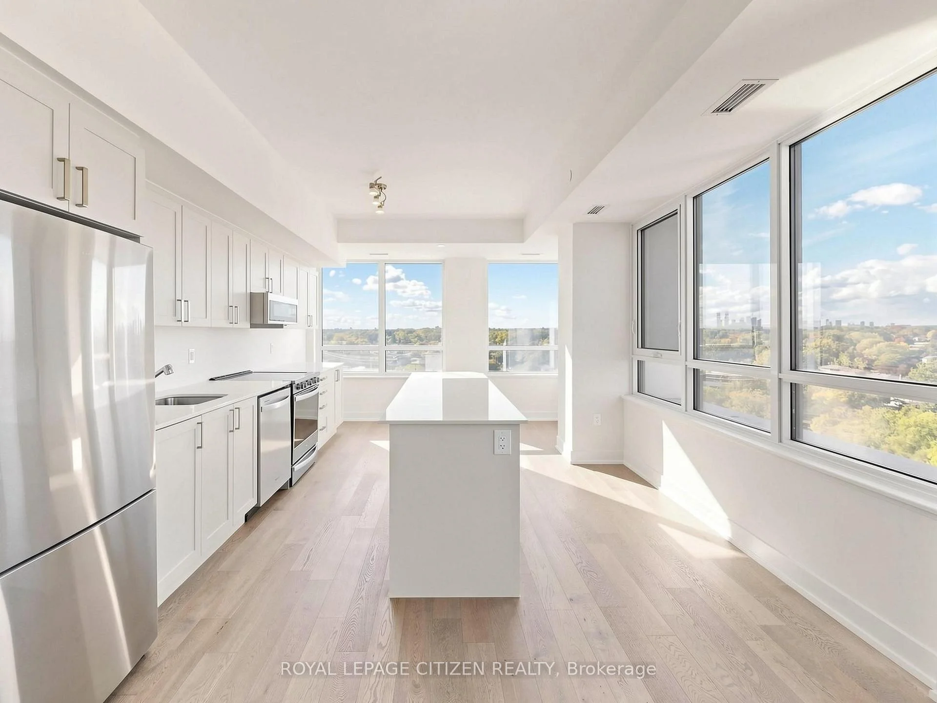 Photo 24 of Unit 907, 1063 Douglas McCurdy Comm, Mississauga, Lakeview — HOMEH