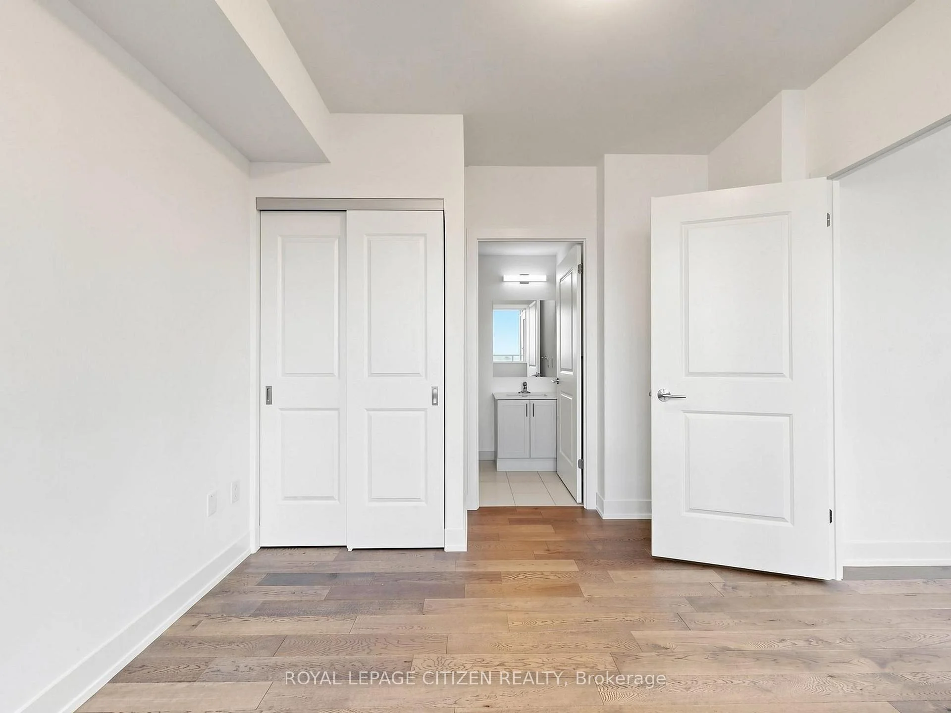 Photo 38 of Unit 907, 1063 Douglas McCurdy Comm, Mississauga, Lakeview — HOMEH