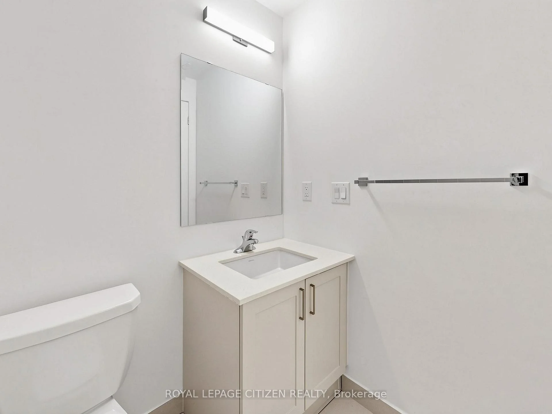 Photo 42 of Unit 907, 1063 Douglas McCurdy Comm, Mississauga, Lakeview — HOMEH