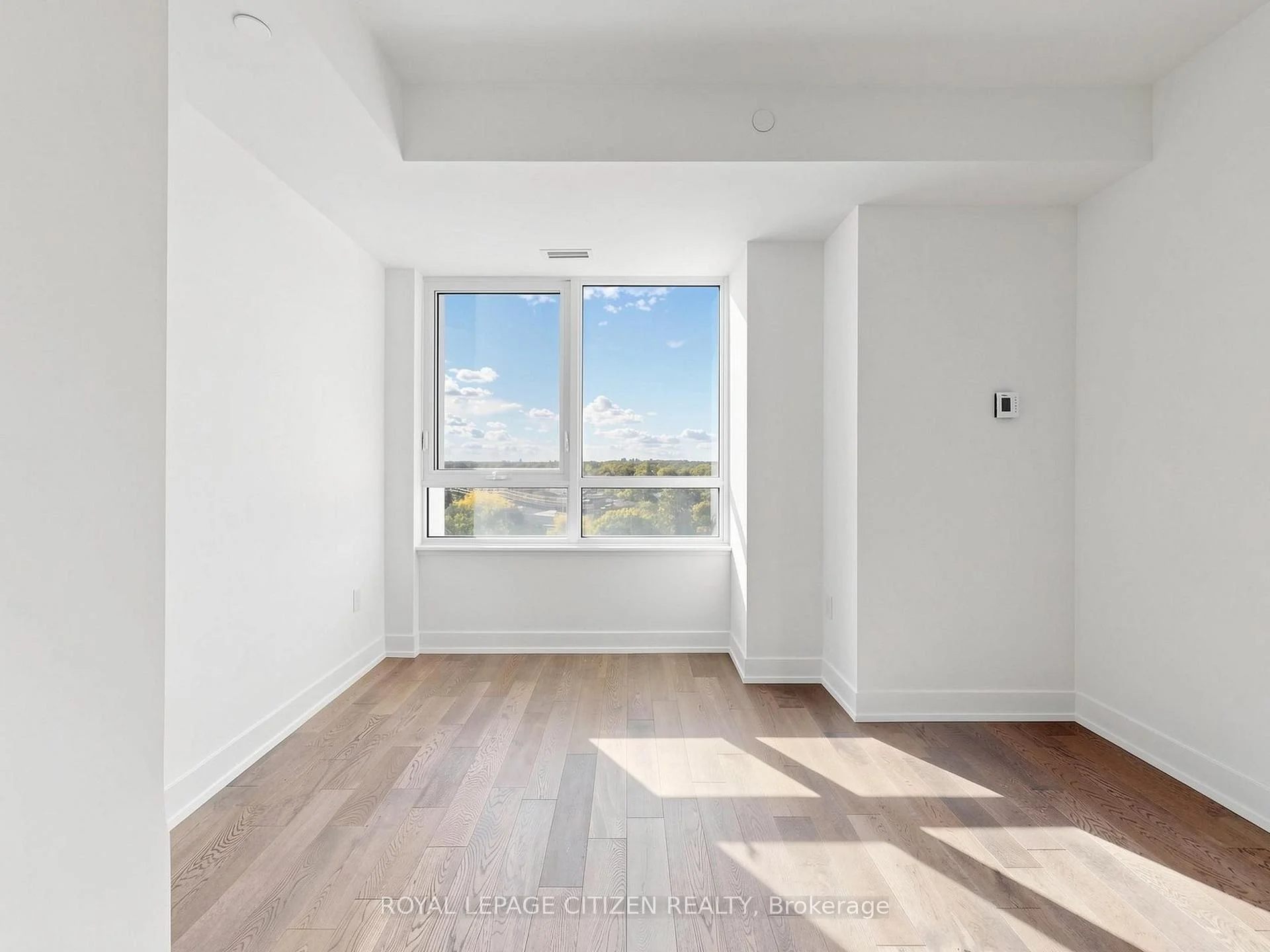 Photo 48 of Unit 907, 1063 Douglas McCurdy Comm, Mississauga, Lakeview — HOMEH