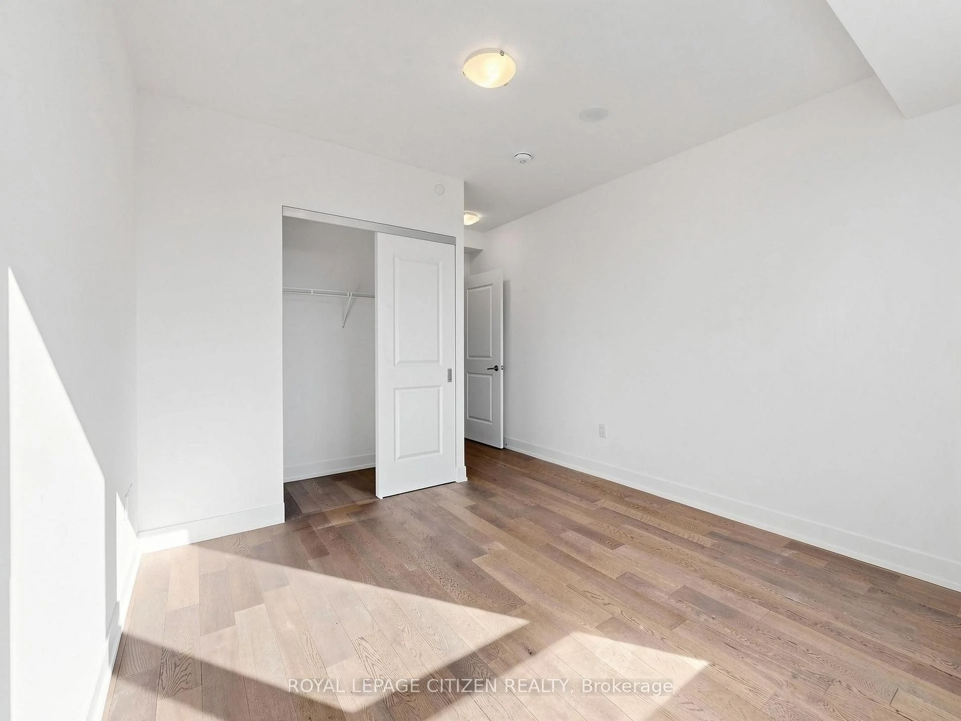 Photo 56 of Unit 907, 1063 Douglas McCurdy Comm, Mississauga, Lakeview — HOMEH