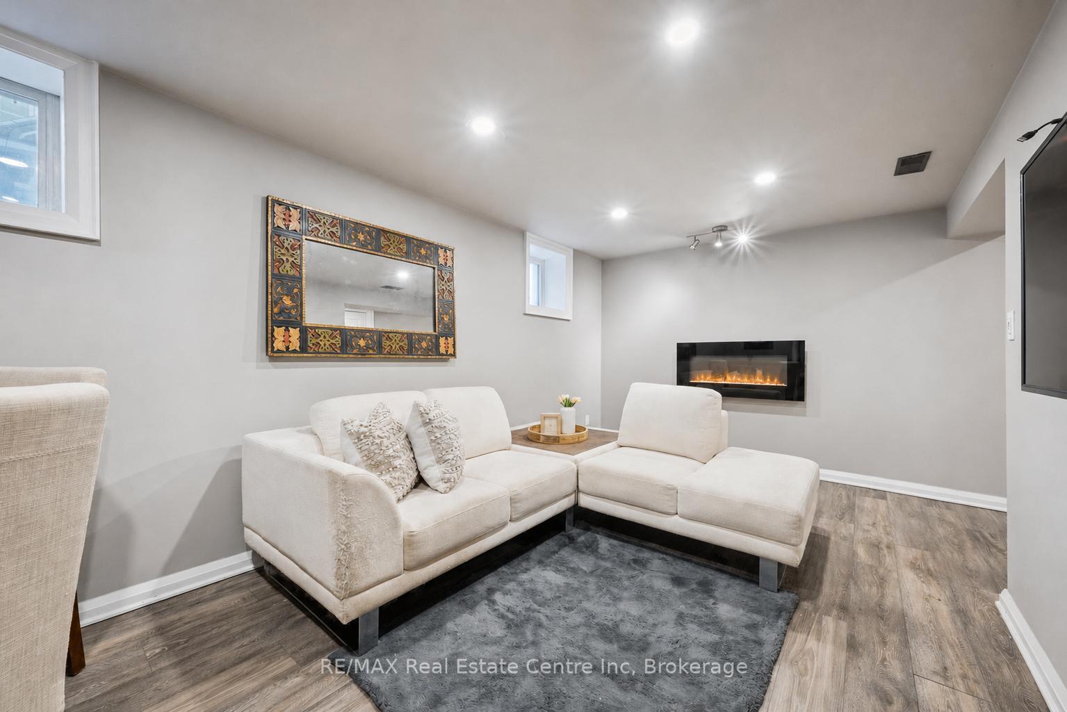 Photo 9 of 314 Paisley Road, Guelph, Junction/Onward Willow — HOMEH
