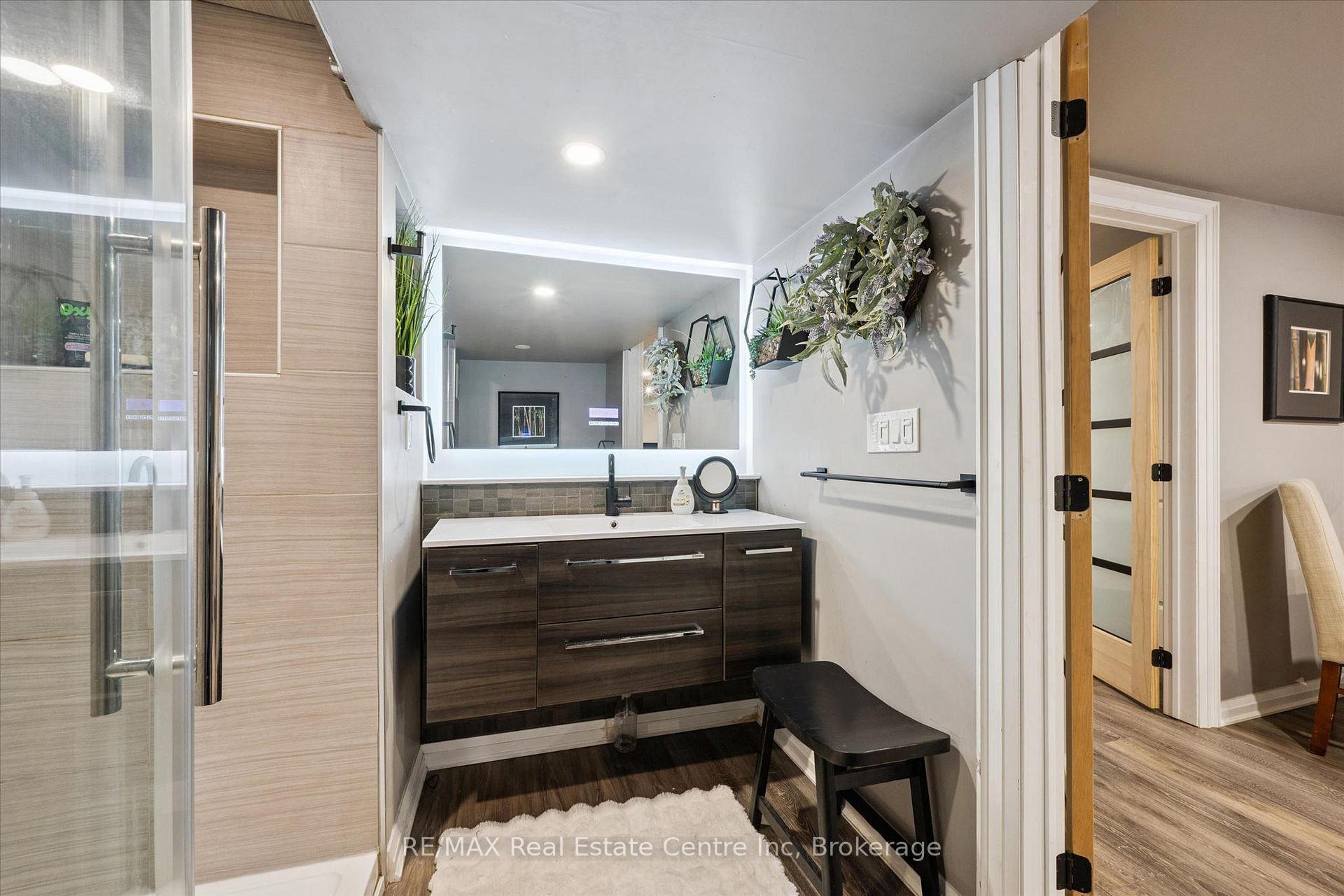 Photo 15 of 314 Paisley Road, Guelph, Junction/Onward Willow — HOMEH