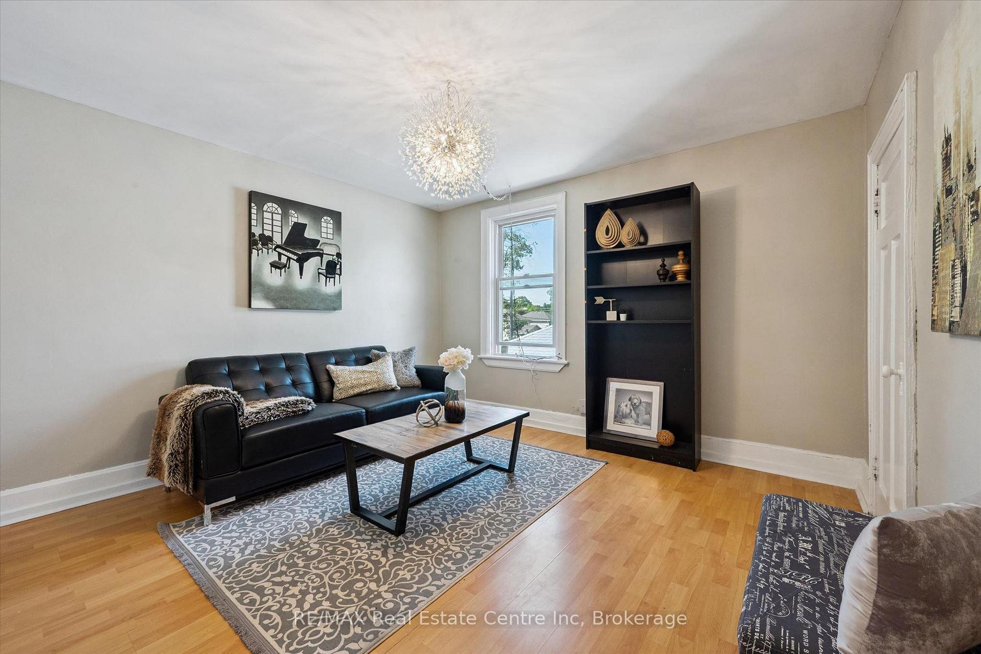 Photo 18 of 314 Paisley Road, Guelph, Junction/Onward Willow — HOMEH