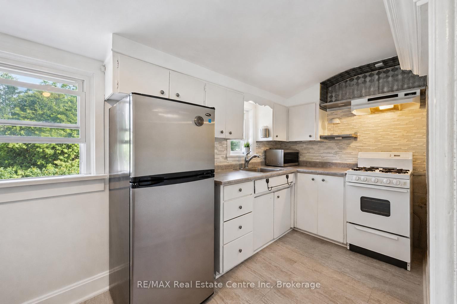 Photo 19 of 314 Paisley Road, Guelph, Junction/Onward Willow — HOMEH