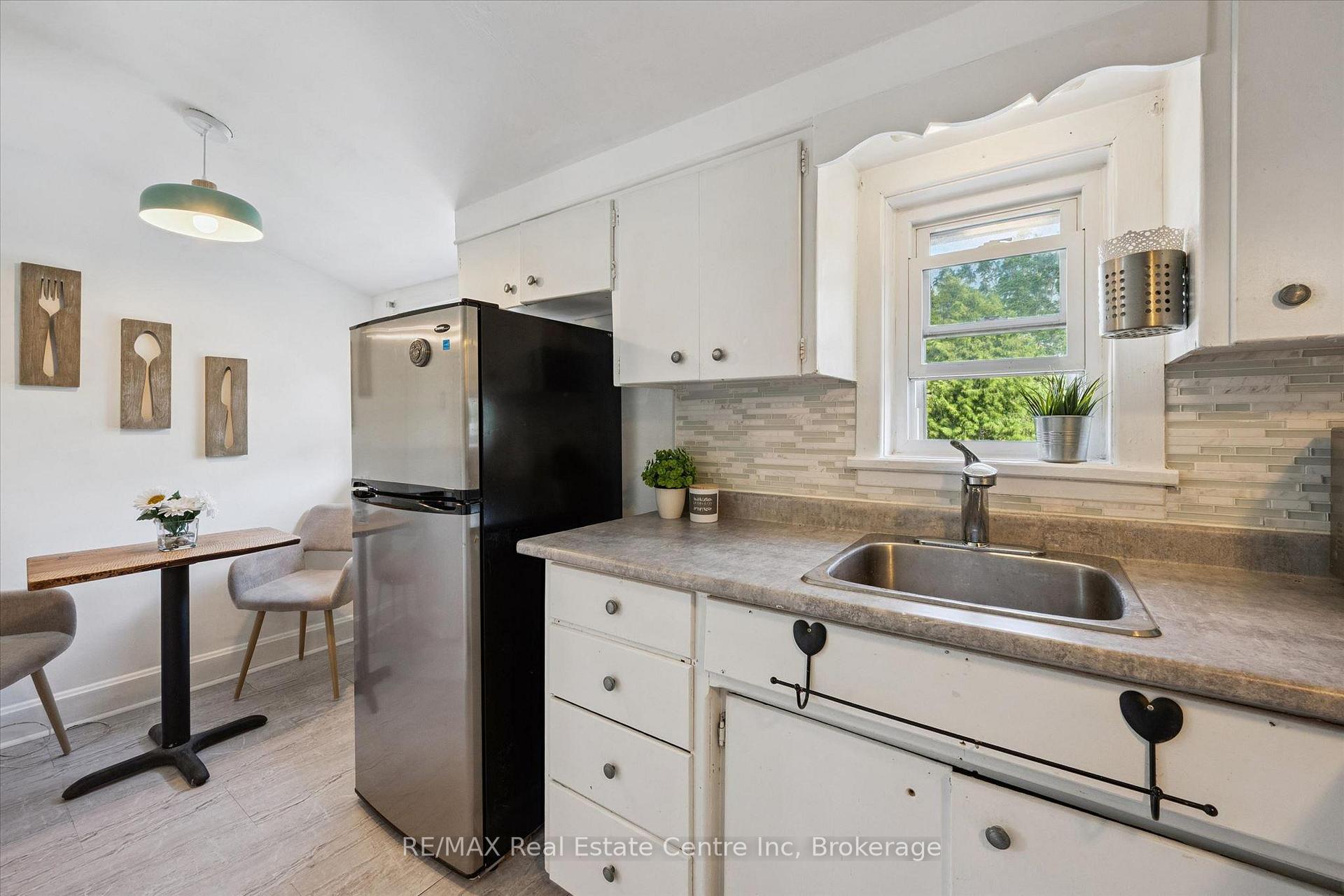 Photo 20 of 314 Paisley Road, Guelph, Junction/Onward Willow — HOMEH