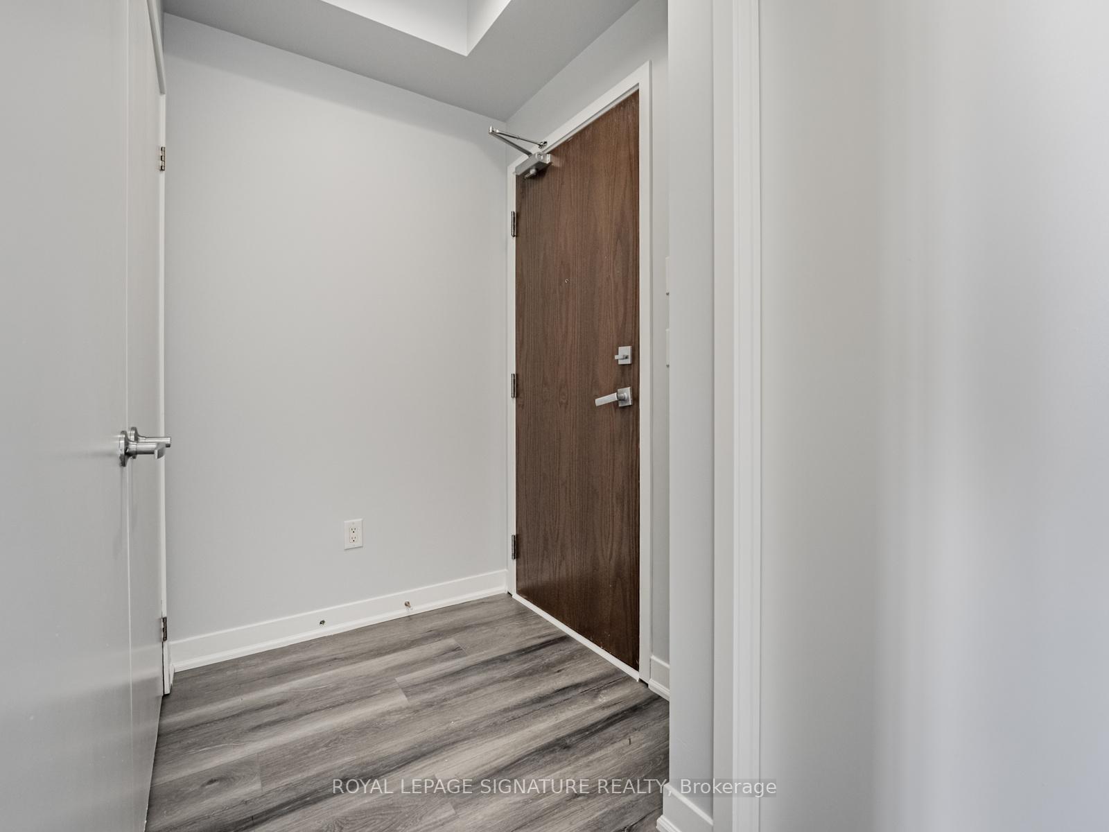 Photo 3 of Unit 1101, 360 Square One Drive, Mississauga, City Centre — HOMEH