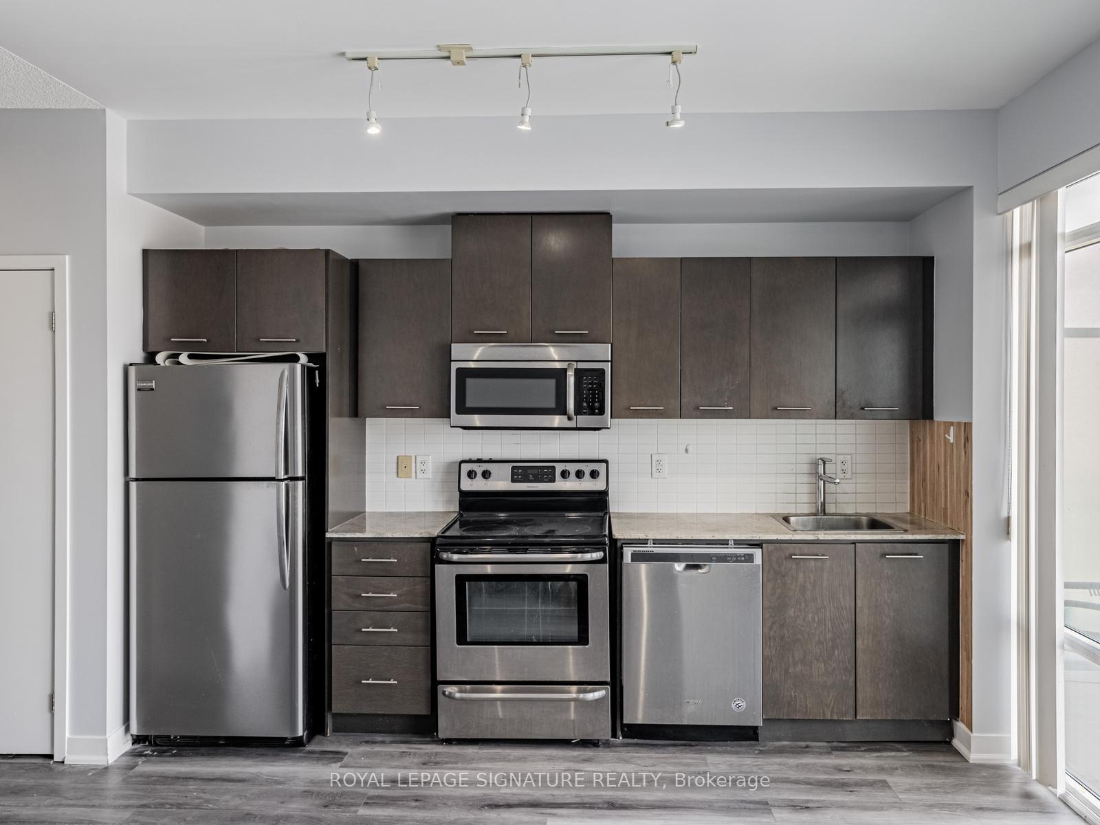 Photo 5 of Unit 1101, 360 Square One Drive, Mississauga, City Centre — HOMEH