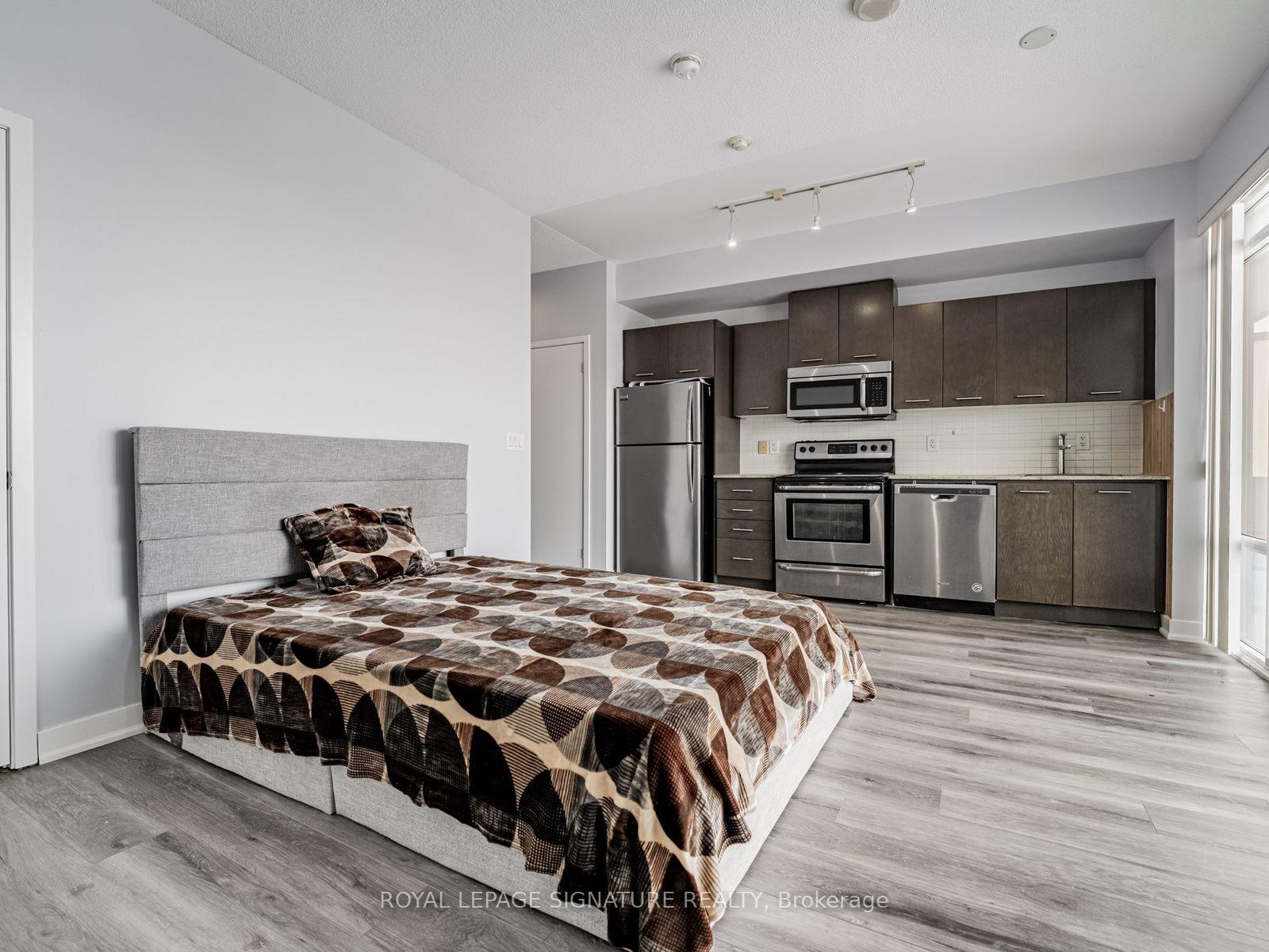 Photo 8 of Unit 1101, 360 Square One Drive, Mississauga, City Centre — HOMEH