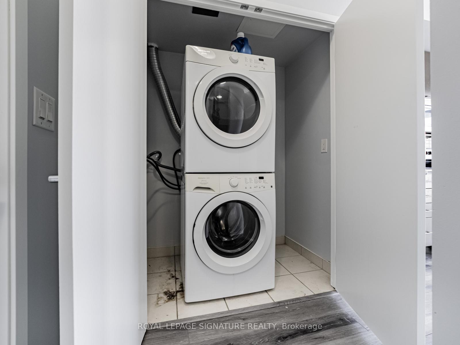Photo 11 of Unit 1101, 360 Square One Drive, Mississauga, City Centre — HOMEH