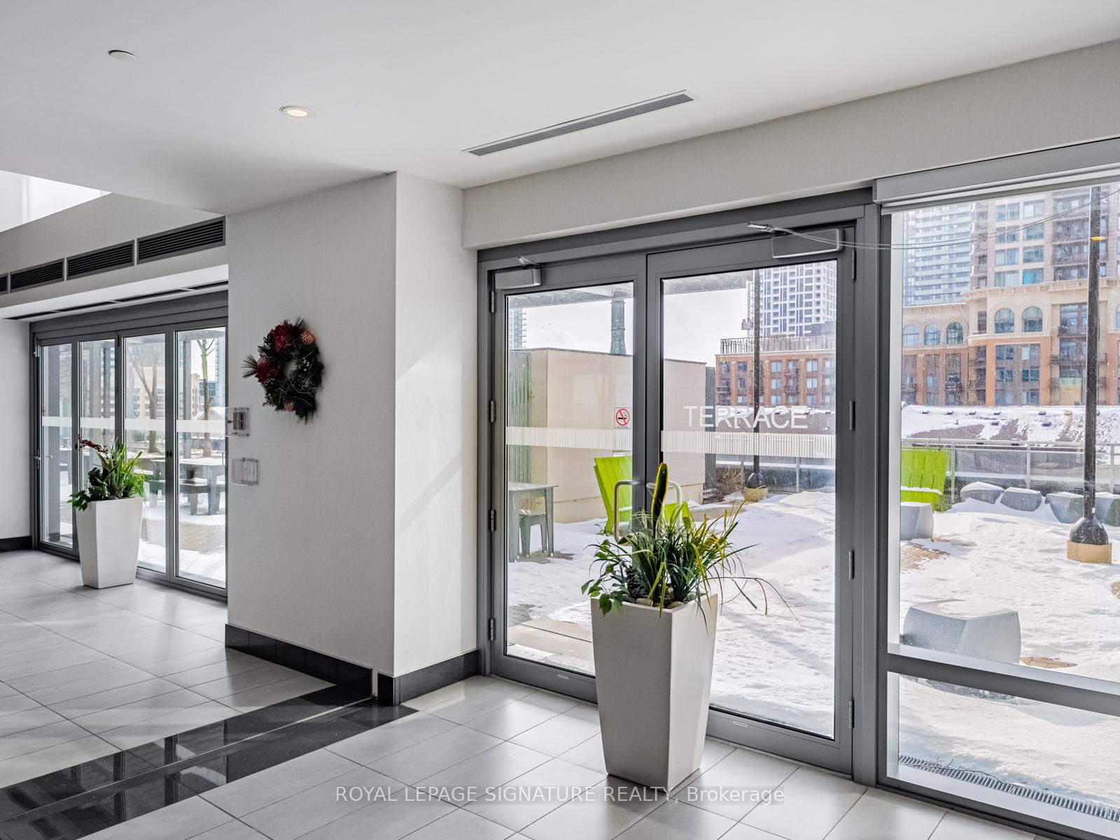 Photo 15 of Unit 1101, 360 Square One Drive, Mississauga, City Centre — HOMEH