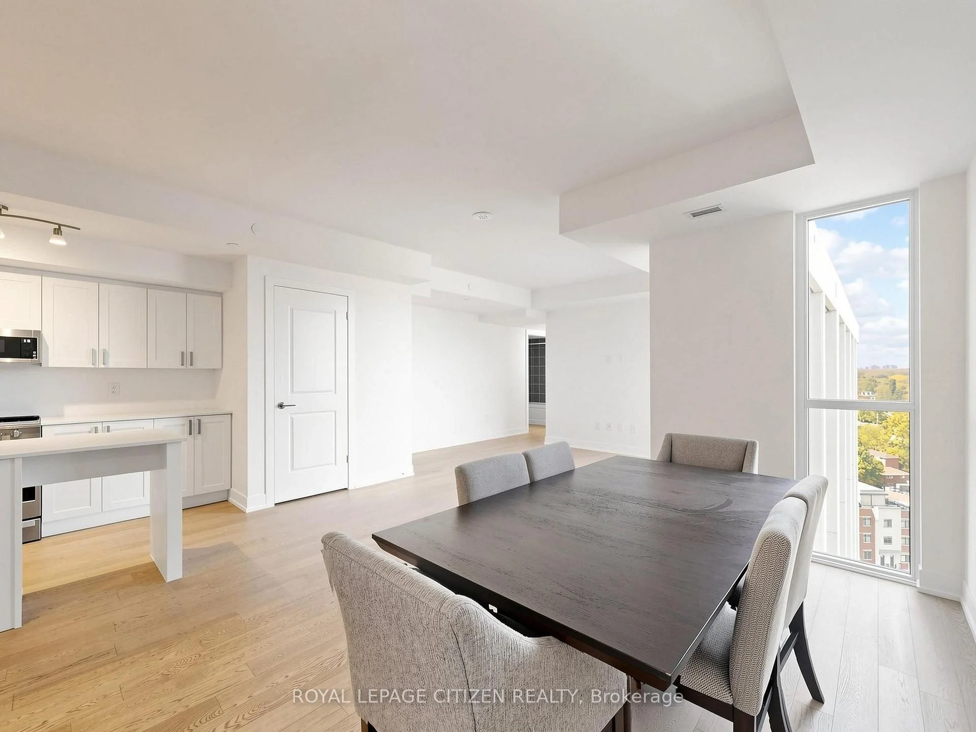 Photo 22 of Unit 1208, 1063 Douglas Mccurdy Comm, Mississauga, Lakeview — HOMEH