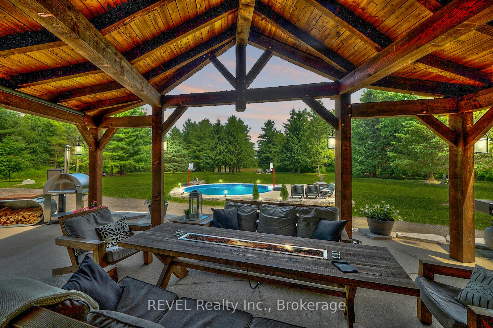 Photo 4 of 9695 Grassy Brook Road, Niagara Falls, Schisler — HOMEH