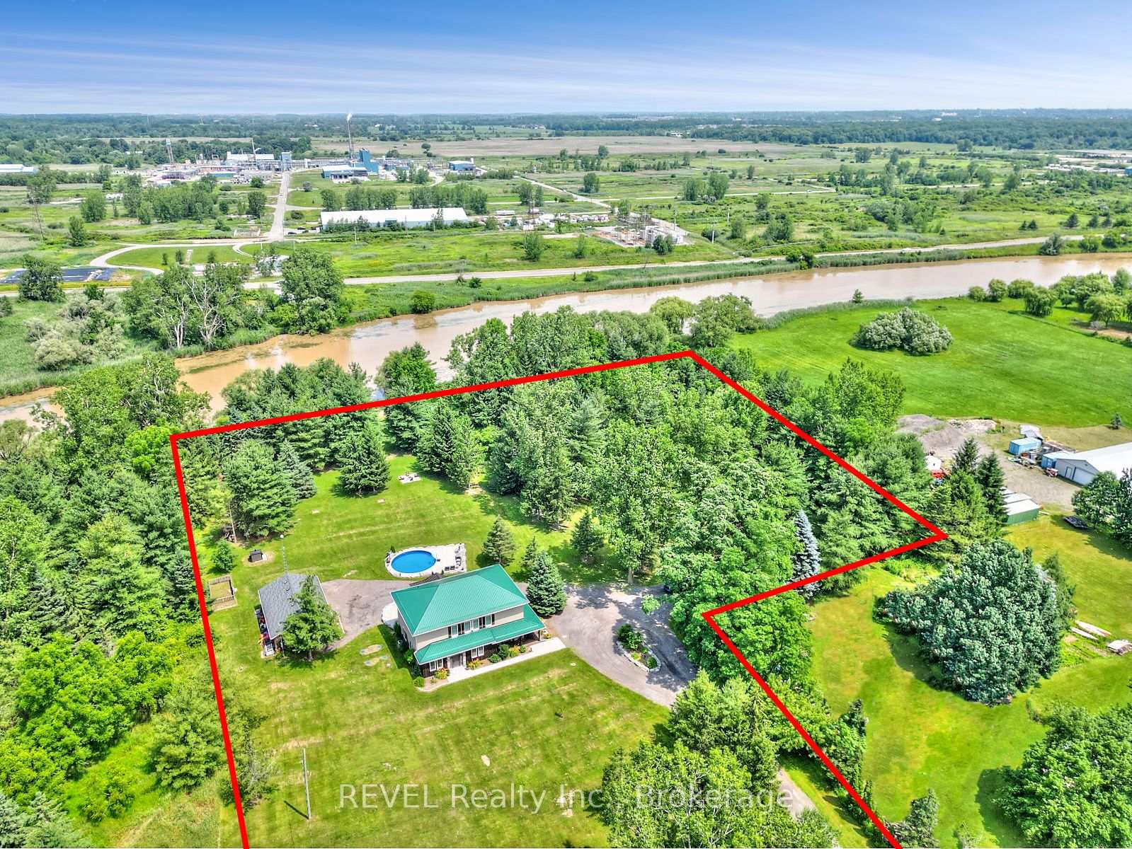 Photo 6 of 9695 Grassy Brook Road, Niagara Falls, Schisler — HOMEH