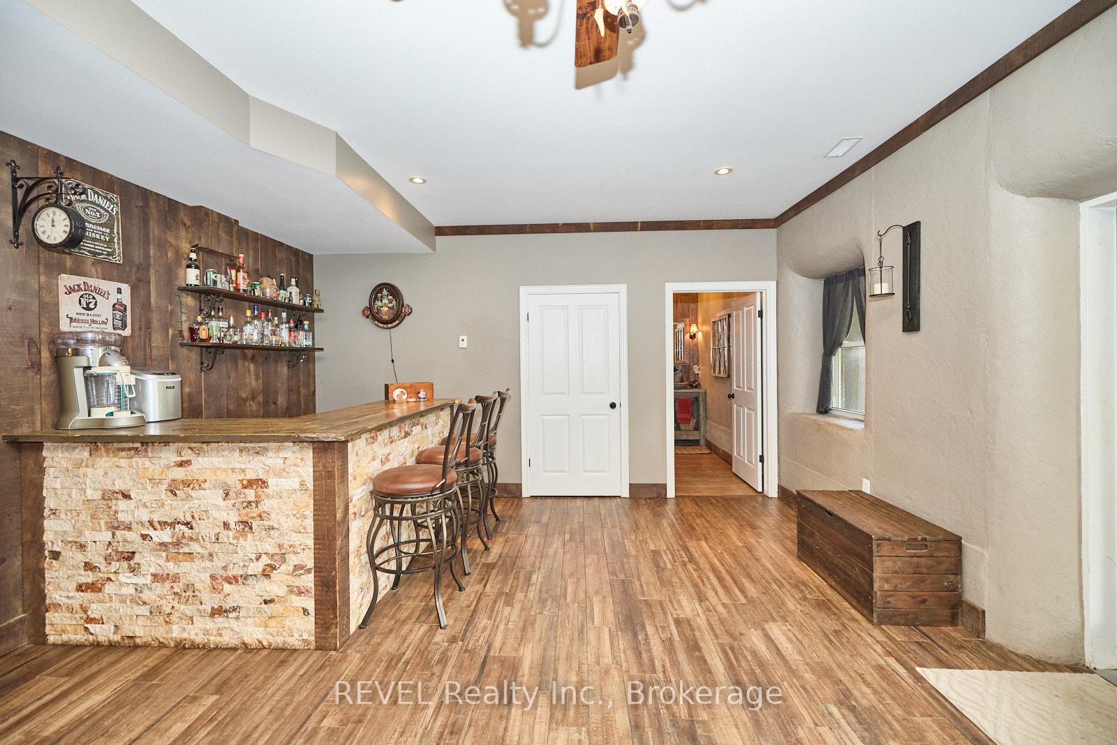 Photo 16 of 9695 Grassy Brook Road, Niagara Falls, Schisler — HOMEH