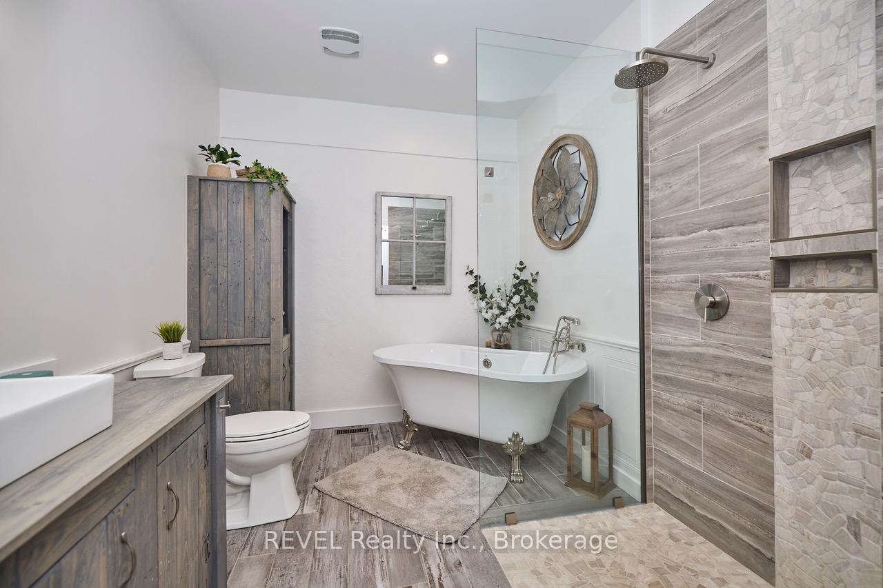 Photo 34 of 9695 Grassy Brook Road, Niagara Falls, Schisler — HOMEH