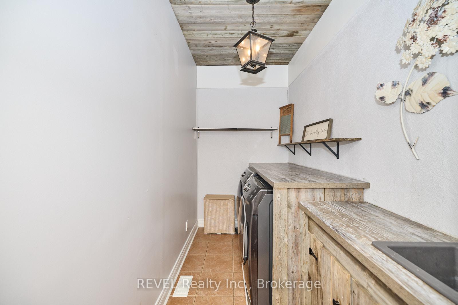 Photo 40 of 9695 Grassy Brook Road, Niagara Falls, Schisler — HOMEH