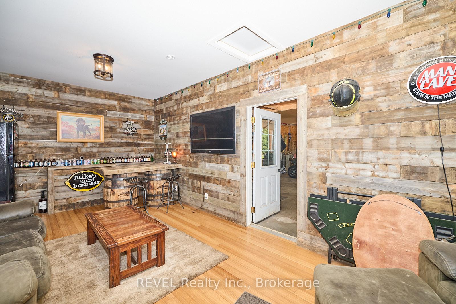 Photo 47 of 9695 Grassy Brook Road, Niagara Falls, Schisler — HOMEH