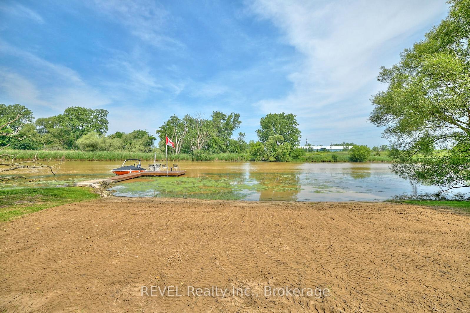 Photo 49 of 9695 Grassy Brook Road, Niagara Falls, Schisler — HOMEH