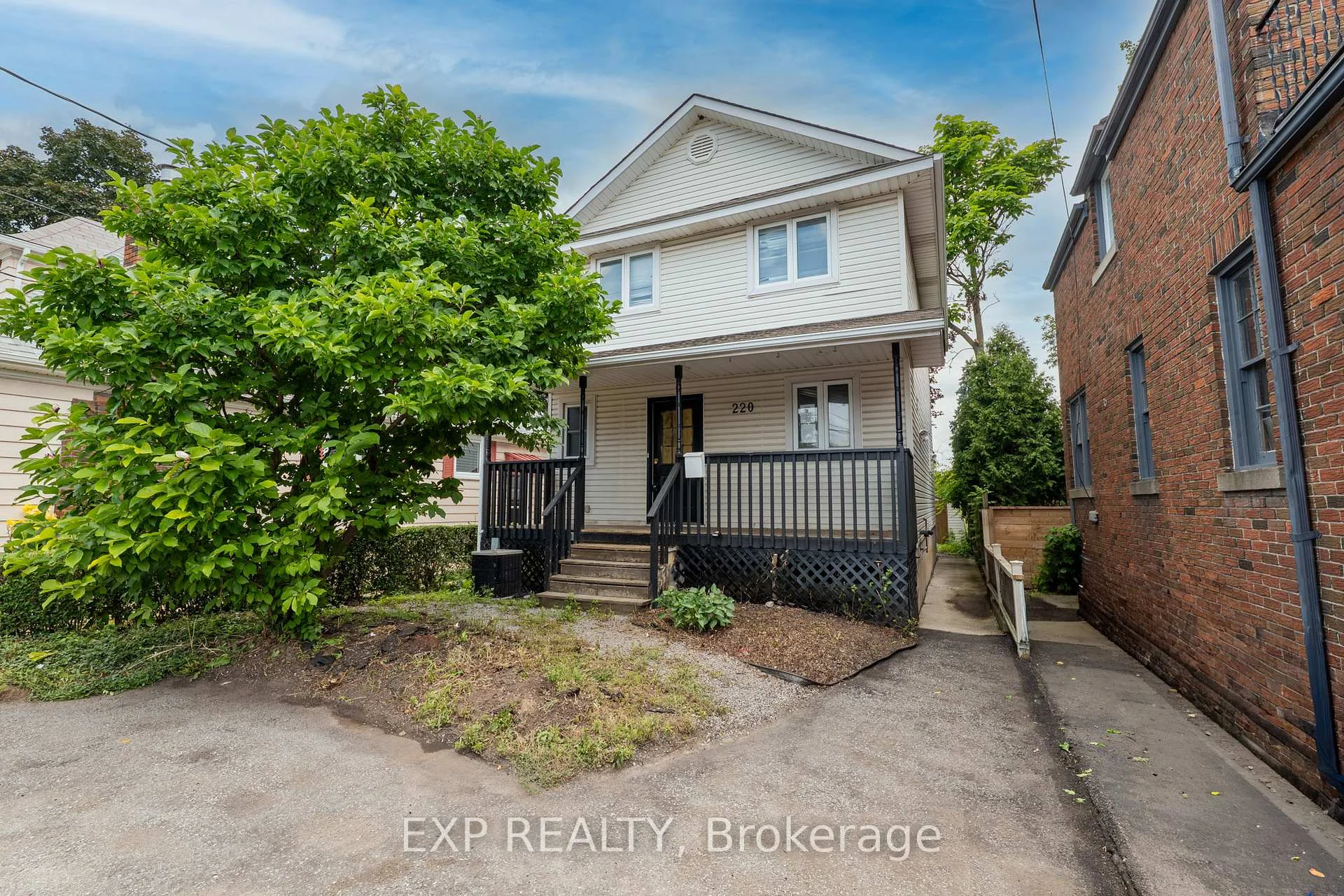 Photo 1 of 220 Geneva Street, St. Catharines, Downtown — HOMEH
