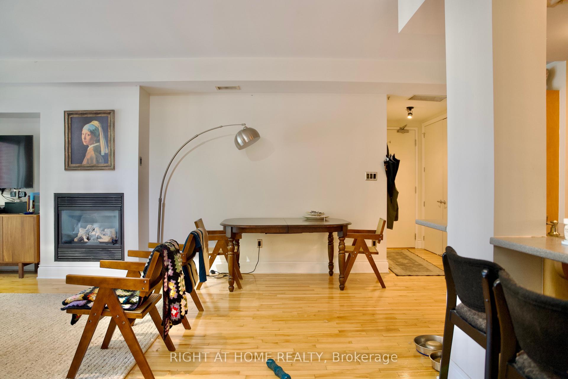 Photo 8 of Unit 109, 400 Mcleod Street, Ottawa, Ottawa Centre — HOMEH