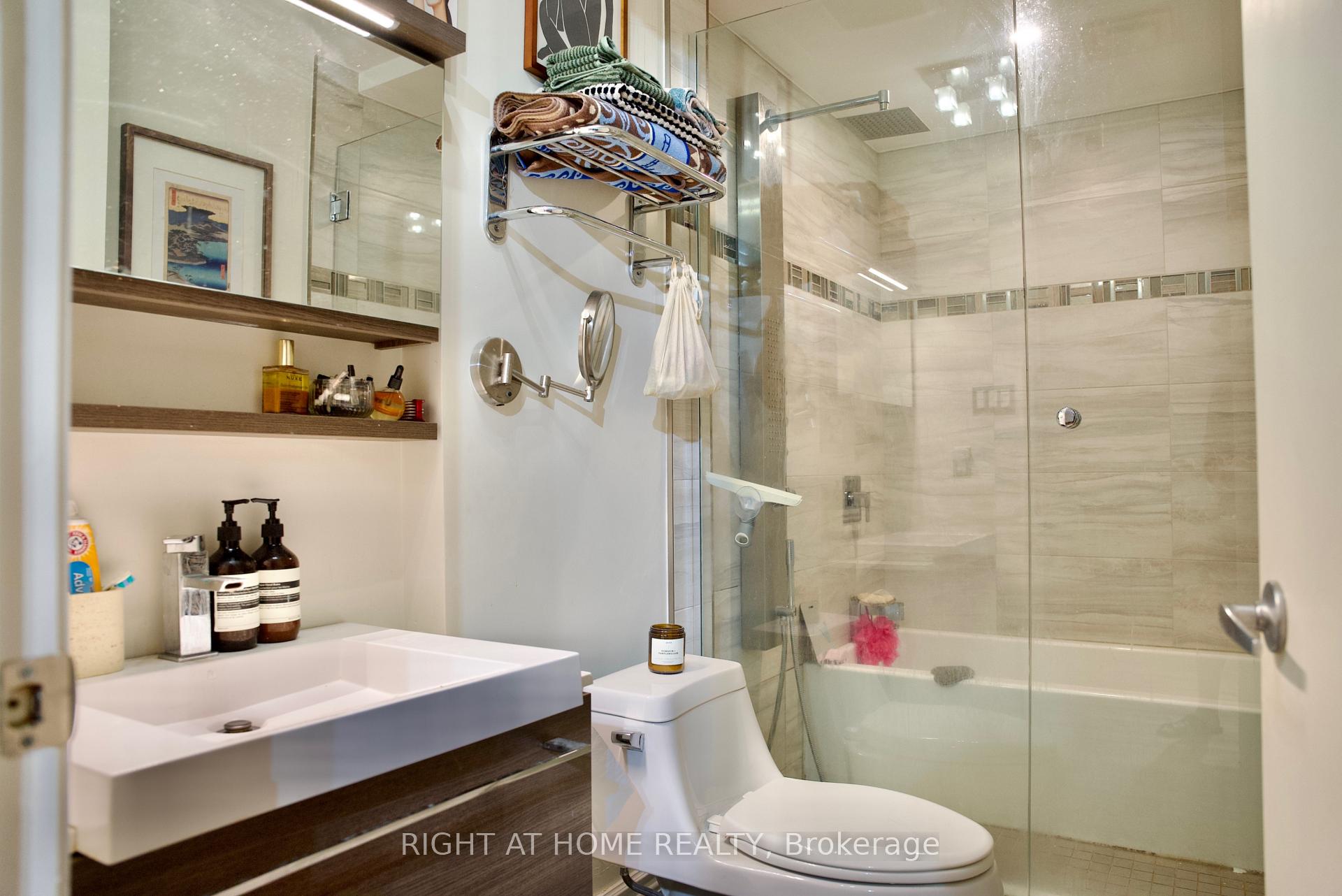Photo 26 of Unit 109, 400 Mcleod Street, Ottawa, Ottawa Centre — HOMEH
