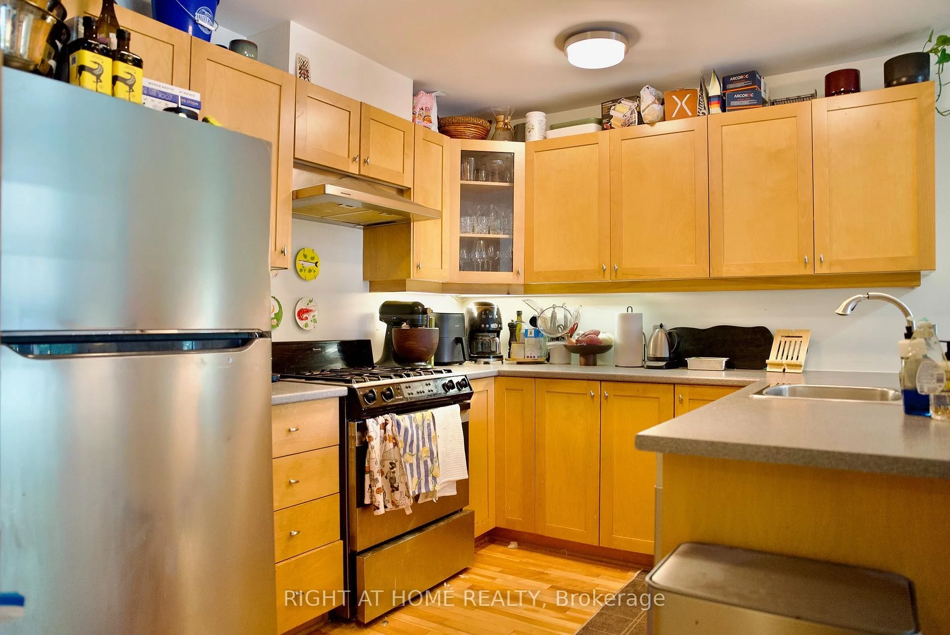 Photo 16 of Unit 109, 400 Mcleod Street, Ottawa, Ottawa Centre — HOMEH